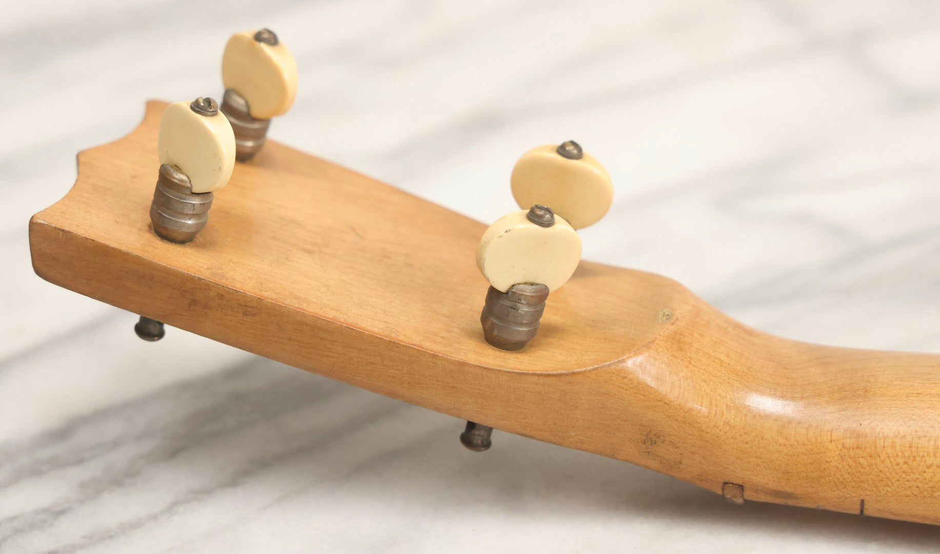 Lot 006 - Vintage Gretsch Clarophone Banjo Ukulele Banjolele With Folk Art Drawing On Head Of Cartoon Man Playing Instrument, Includes Canvas Carrying Bag, Circa 1930s
