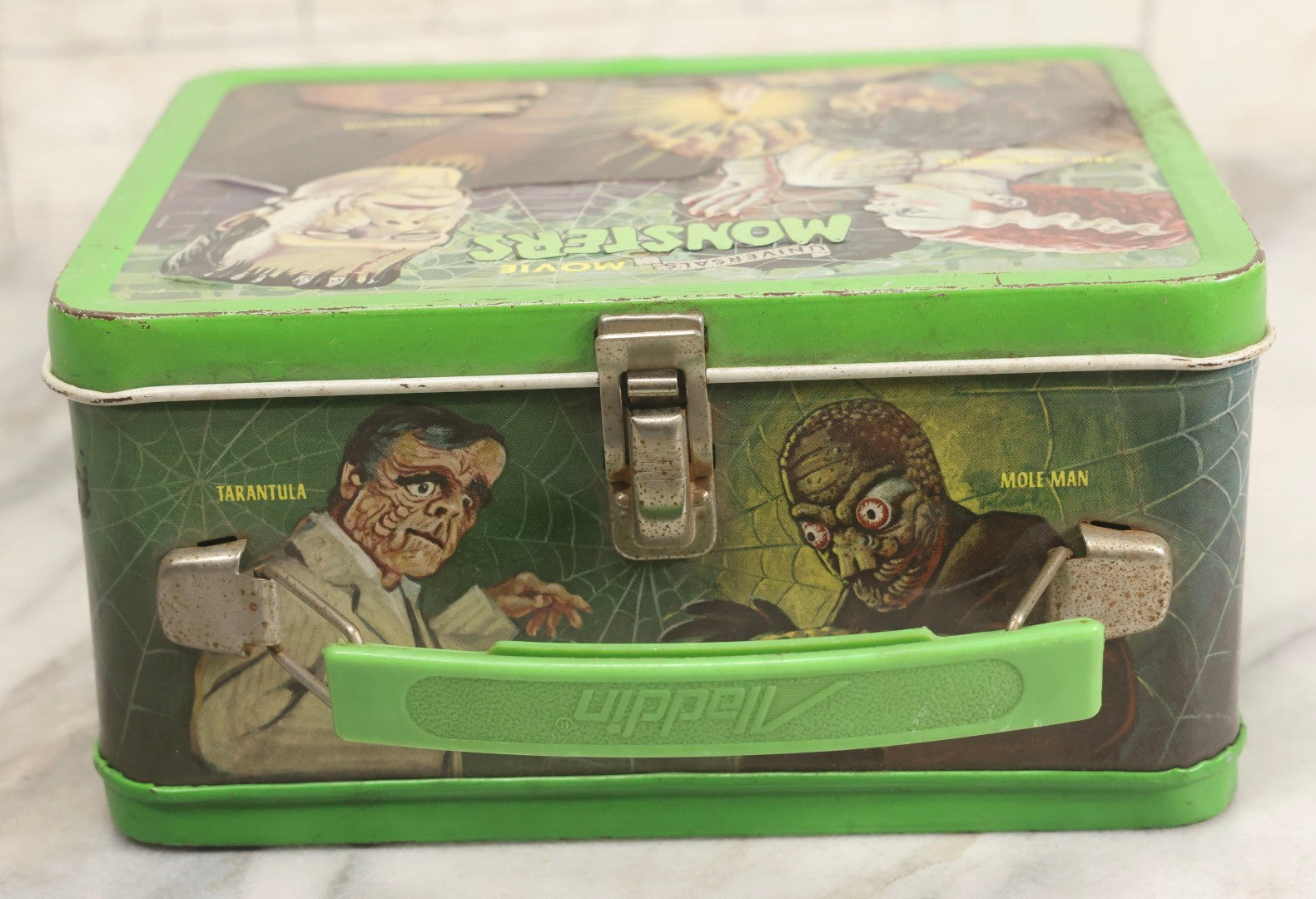 Lot 008 - Vintage Universal Movie Monsters Aladdin Brand Tin Lithograph Lunchbox Featuring Count Dracula, Wolf Man, Frankenstein, Mummy, Phantom Of The Opera, Creature From The Black Lagoon, Copyright 1979, Aladdin Industries Inc., Nashville, Tennessee