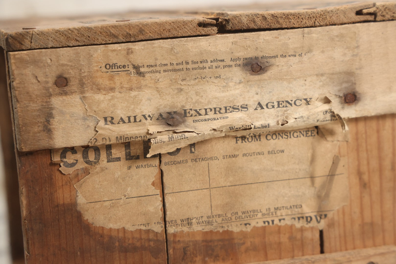 Lot 015 - Antique Wood Crate For Roakine Embalming Fluid, Compounded By Oakley Laboratories Inc., Minneapolis, Minnesota