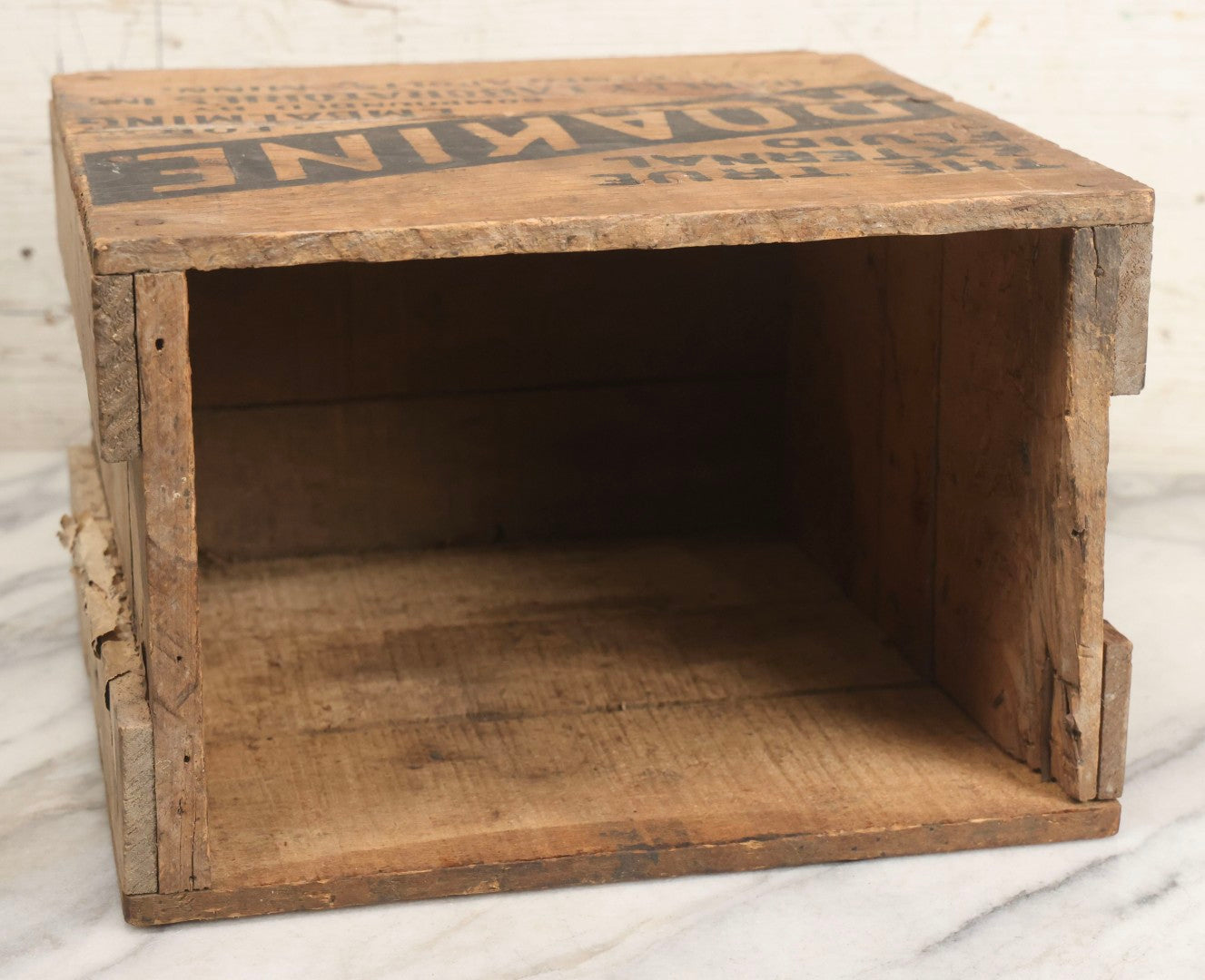 Lot 015 - Antique Wood Crate For Roakine Embalming Fluid, Compounded By Oakley Laboratories Inc., Minneapolis, Minnesota