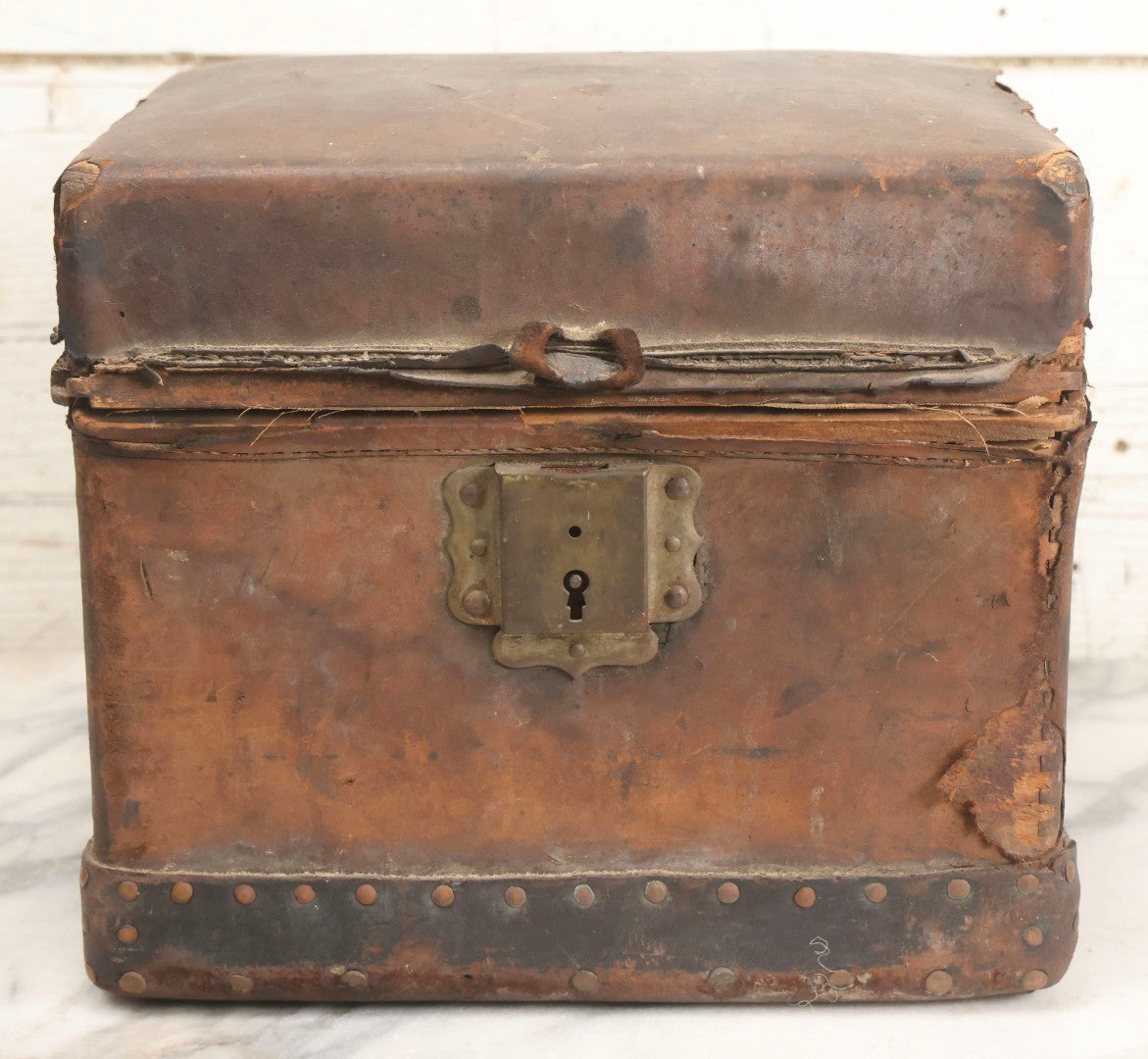 Lot 017 - Antique 19th Century Traveling Apothecary Kit In Leather-Wrapped Wood Box Stamped “Hoff's Patent, March 27, 1883,” With 20+ Glass Medicine Bottles And Internal Till