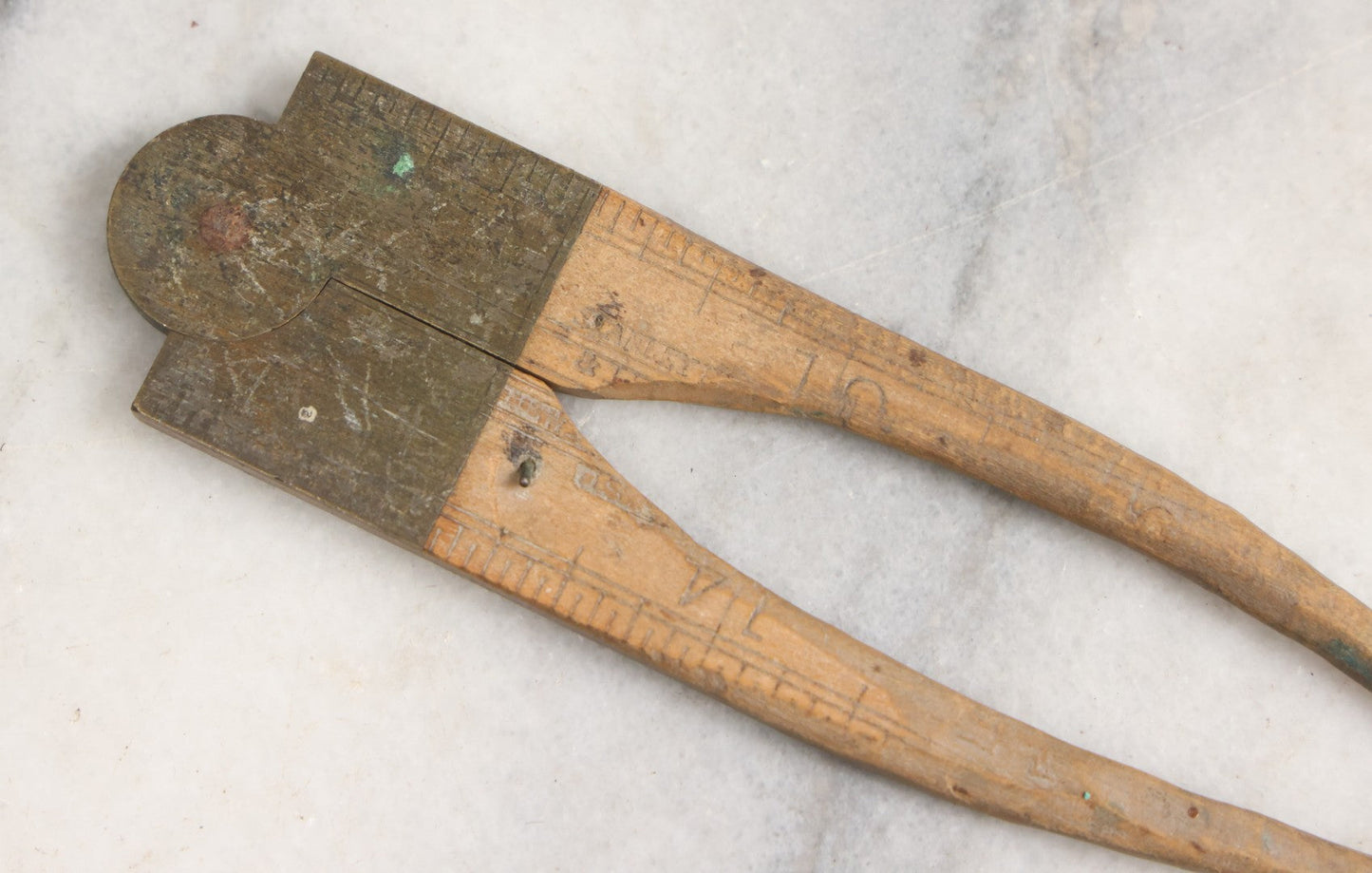 Lot 032 - Antique Make-Do Folding Stanley Ruler Converted To Caliper With Carved Pointed Wooden Ends And Brass Pivot Hardware