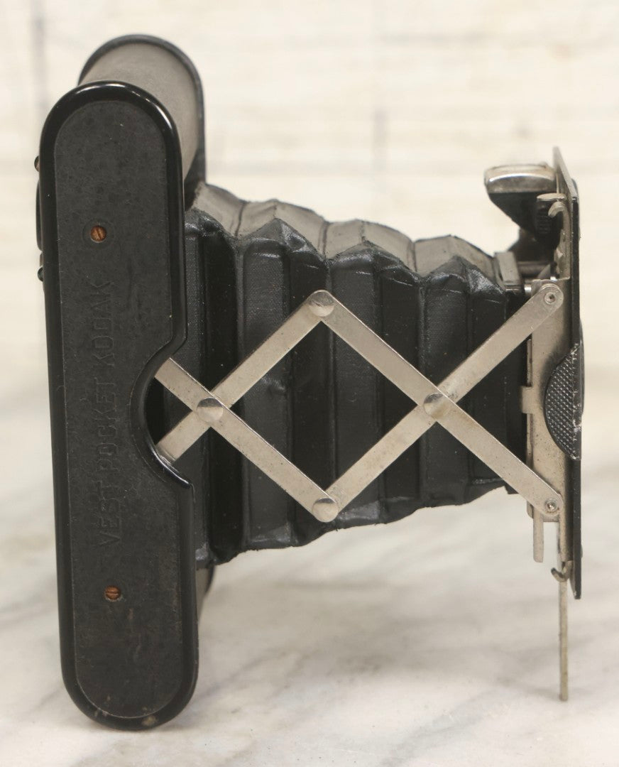 Lot 045 - Antique Vest Pocket Kodak Folding Camera By Eastman Kodak, Rochester, New York, For Autographic Film No. A-127, Latest Patent Date 1918