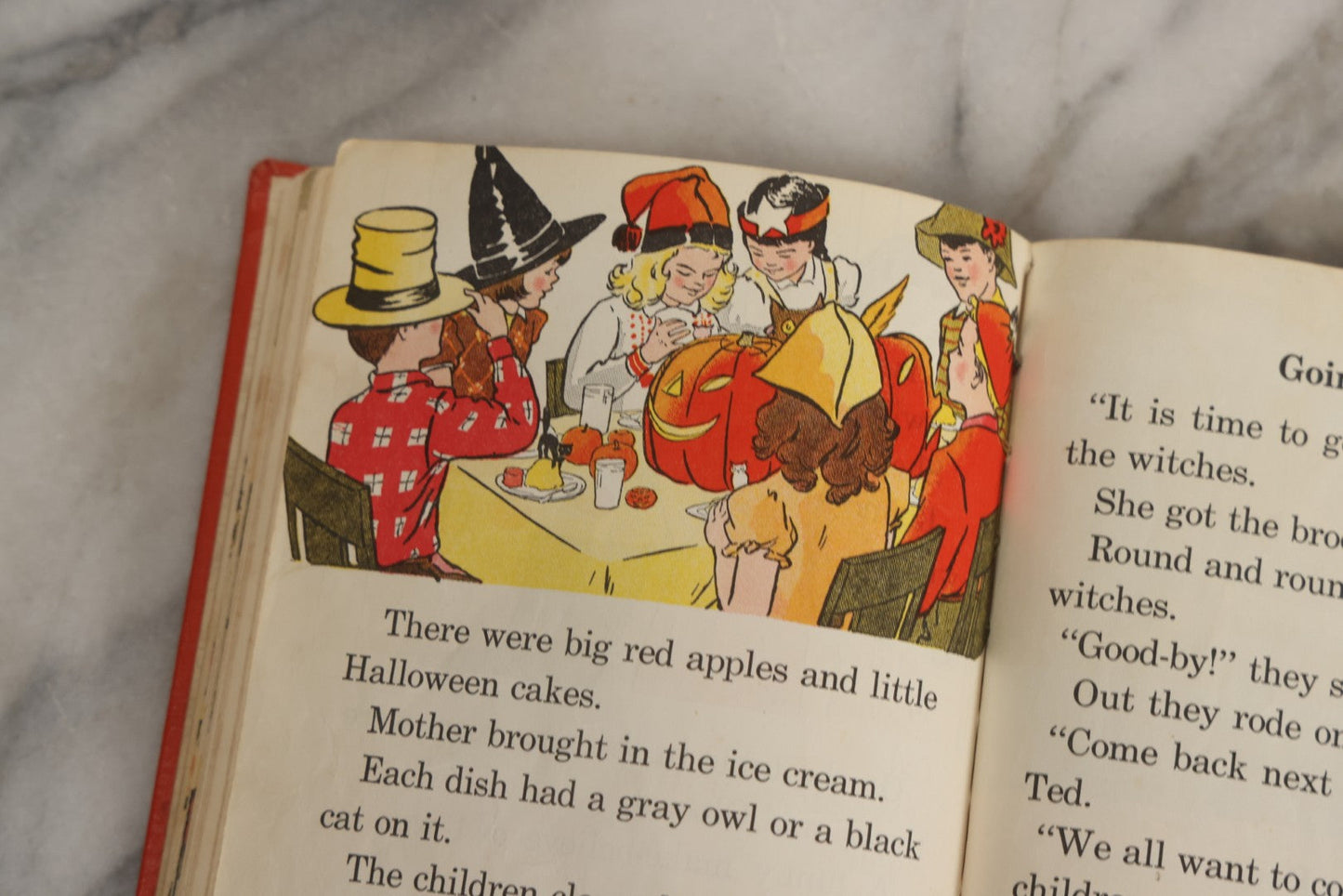 Lot 068 - "Jack O'Lantern Twins" Vintage First Reader Level Halloween Book By Anne M. McCauley, Illustrated By Vera Stone Norman, Published By Lyons And Carnahan, Chicago, 1941