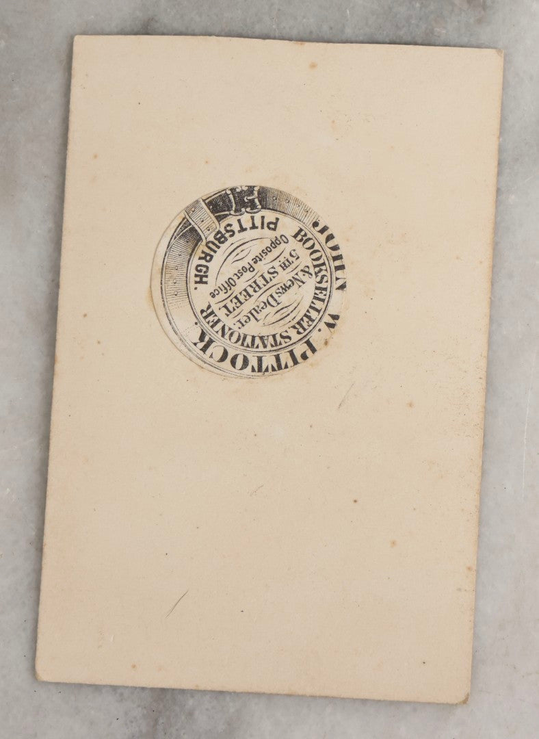 Lot 124 - Antique Carte De Visite C.D.V.. Photograph Of Sideshow Performers Commodore Nutt And Minnie Warren, With John W. Pittock Bookseller And Stationer Label, Pittsburgh, Pennsylvania, Note Trimmed Top And Staining