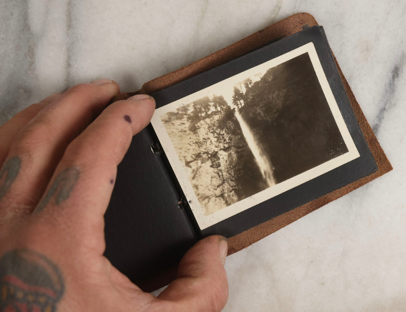 Lot 142 - Pair Of Antique Miniature Snapshot Photo Albums Including Oregon Scenes And Beach & Boating Views