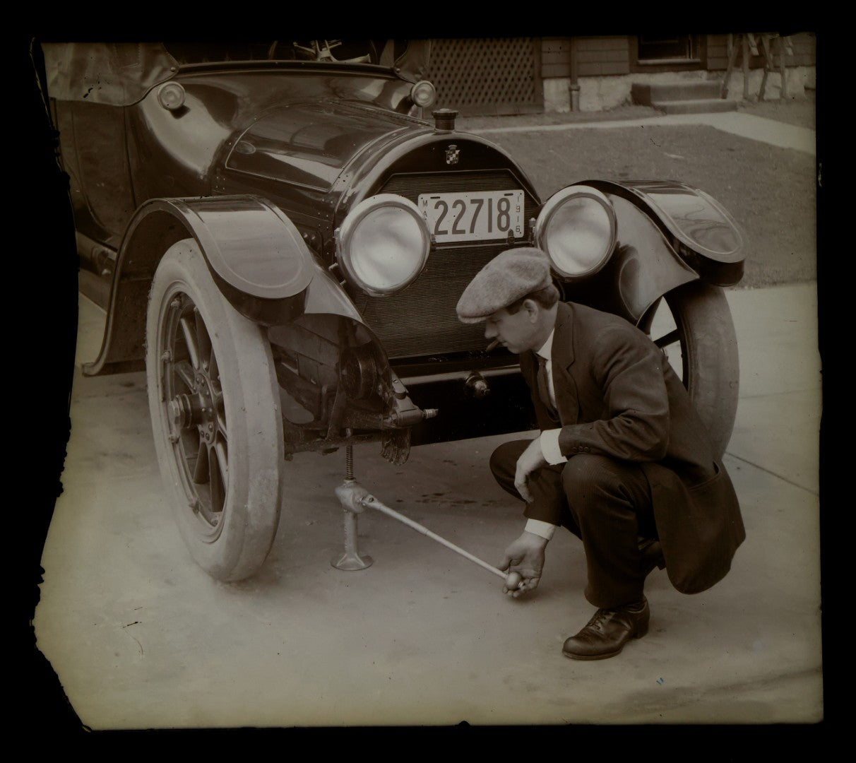 Lot 149 - Grouping Of Five Vintage Glass Plate Photographic Negatives Of Automobiles Including Broken Glass Negative Of Man Repairing Car Plus Two Film Negatives Of Same Repair Scene