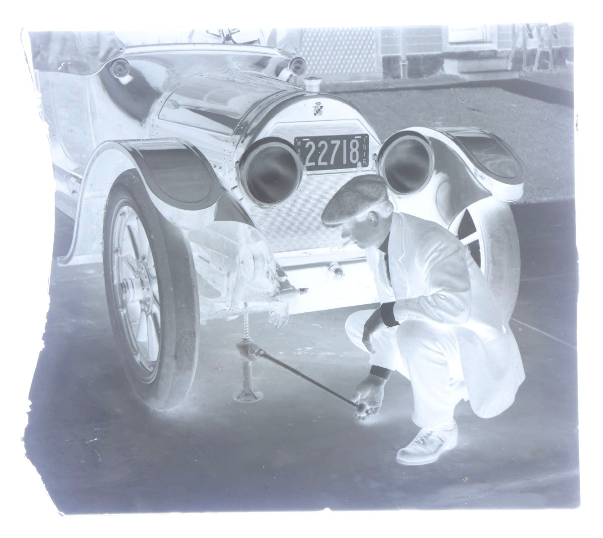 Lot 149 - Grouping Of Five Vintage Glass Plate Photographic Negatives Of Automobiles Including Broken Glass Negative Of Man Repairing Car Plus Two Film Negatives Of Same Repair Scene