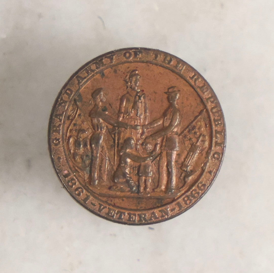 Lot 154 - Antique Box Lot In Red Schrafft's Chocolate Box With 1908 Cameo Lid Containing G.A.R. Post 60 Ribbons, Keys Of Henry G. Trask Of Yarmouth, N.S., And Grand Army Of The Republic Veteran Button