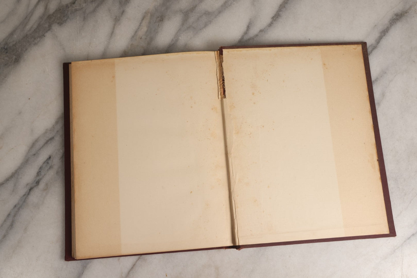 Lot 158 - "Idyls Of Old New England" Antique Poetry Book By Clarence Hawkes, Illustrated By R. Lionel De Lisser And Bessie W. Bell, Published By Picturesque Publishing Co., Northampton, Massachusetts, 1897