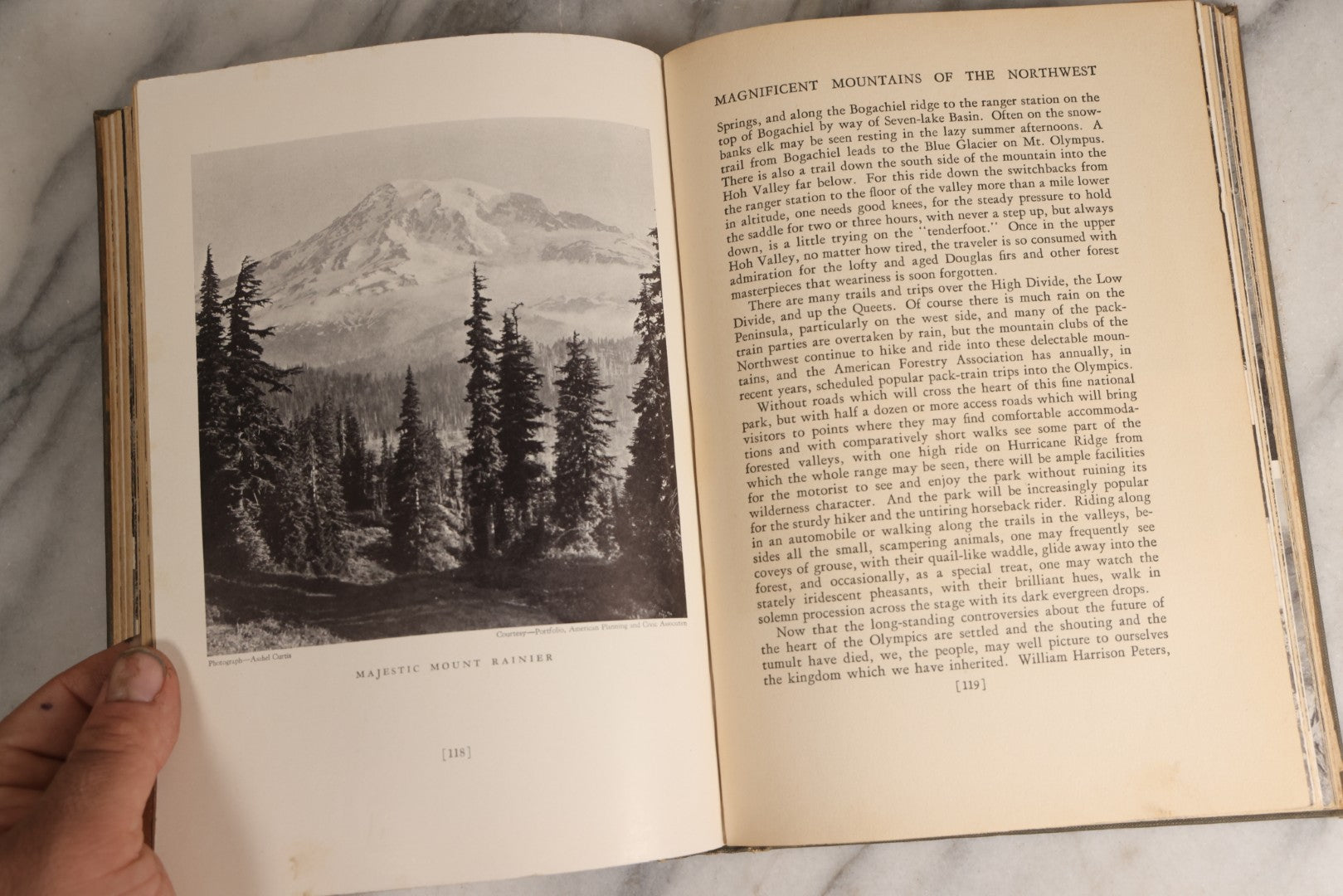 Lot 161 - "Romance Of The National Parks" Vintage Illustrated Exlib American History Book By Harlean James, Published By The Macmillan Company, New York, 1939