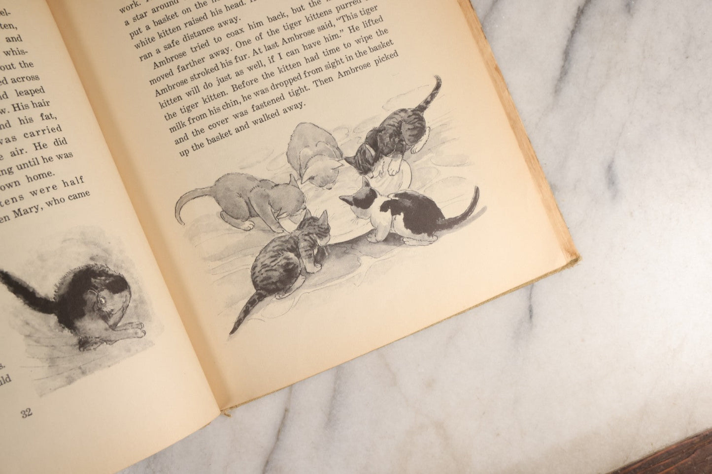 Lot 166 - "The Cat And The Kitten" Vintage Illustrated Children's Book By Berta And Elmer Hader, Published By The Macmillan Company, New York, 1940