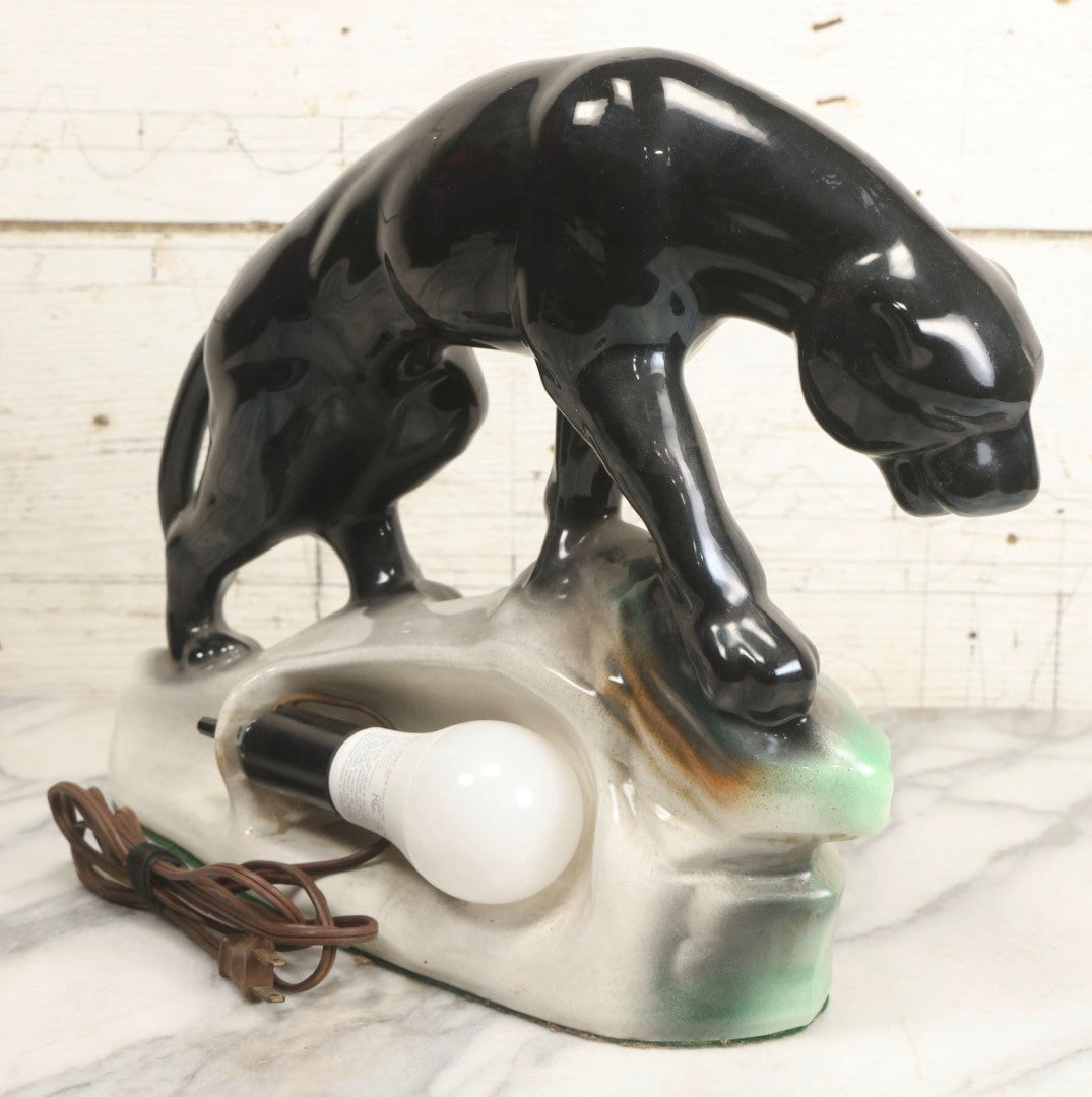 Lot 002 - Vintage Mid Century Ceramic Panther Television T.V. Lamp, Large Size