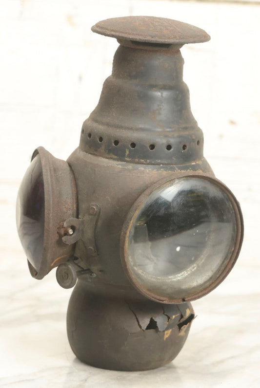 Lot 008 - Antique Yankee "B" Automotive Oil Lamp Lantern With Red And Clear Lenses, Burner, Note Base Badly Damaged, 8-1/2" H