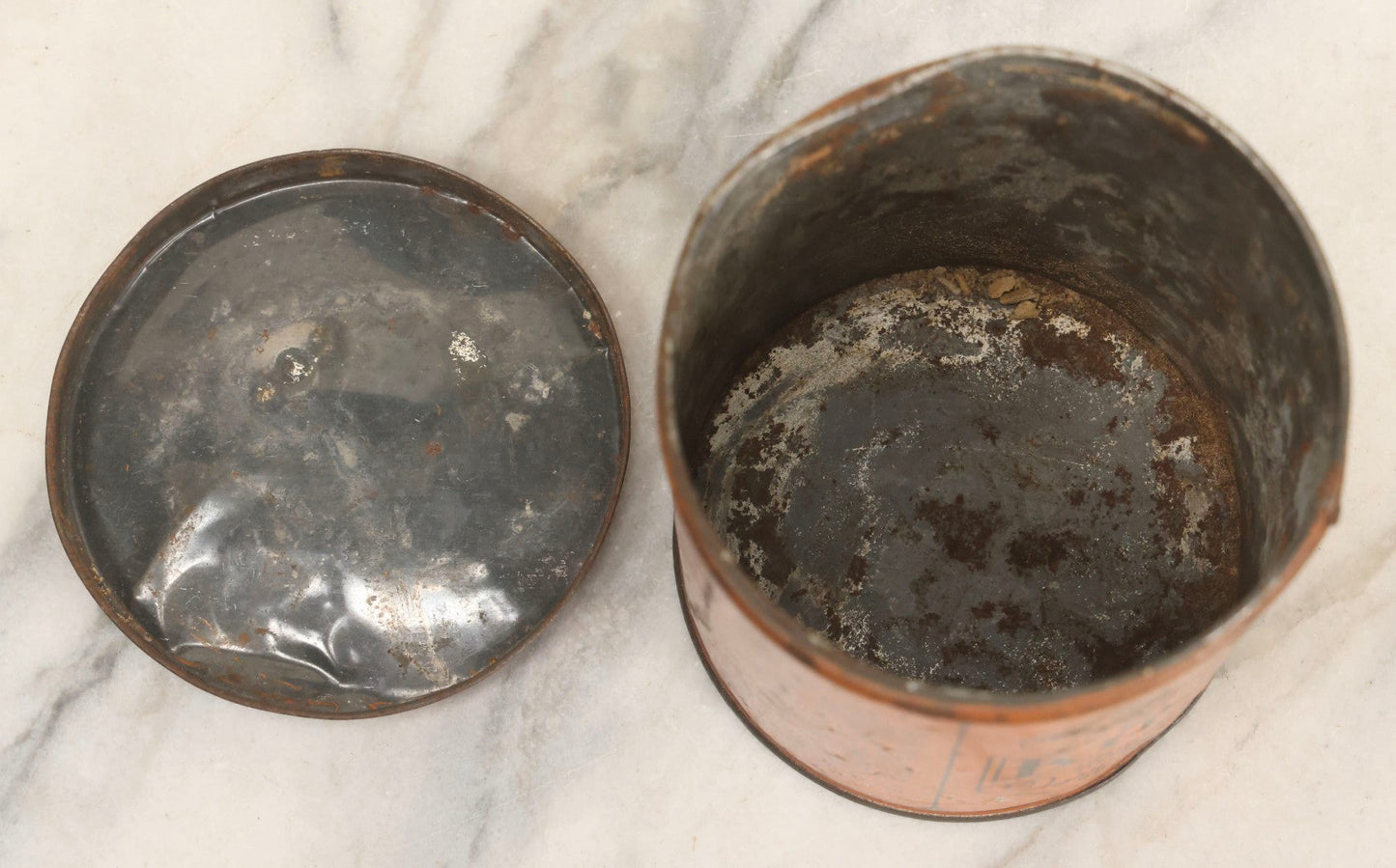 Lot 047 - Vintage Quick Klean "The Wonder Soap Paste" Lithographed Advertising Tin, Quick Klean Company, Cambridge, Massachusetts, 5" H