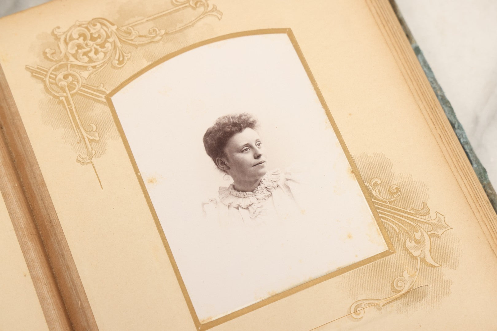 Lot 082 - Antique Cabinet Card And Carte De Visite C.D.V. Photograph Album With 24 Cabinet Card Photographs, Light Blue Velvet Covers With White Celluloid Floral Appliqué, Missing Clasp