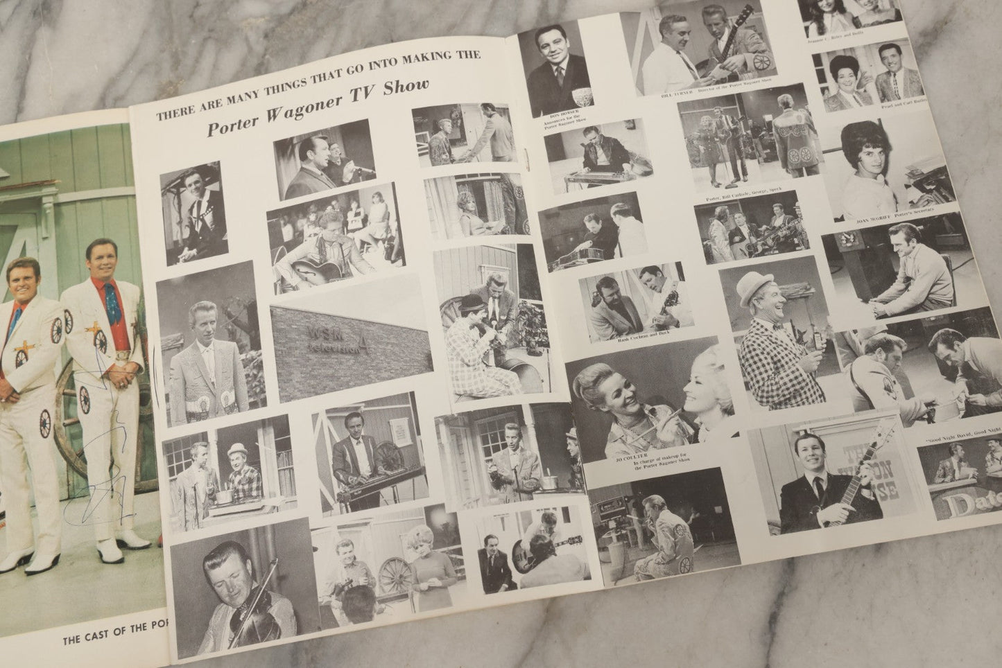 Lot 093 - Vintage “Welcome To The Porter Wagoner Show” Nashville Program With Autographs, Including Dolly Parton