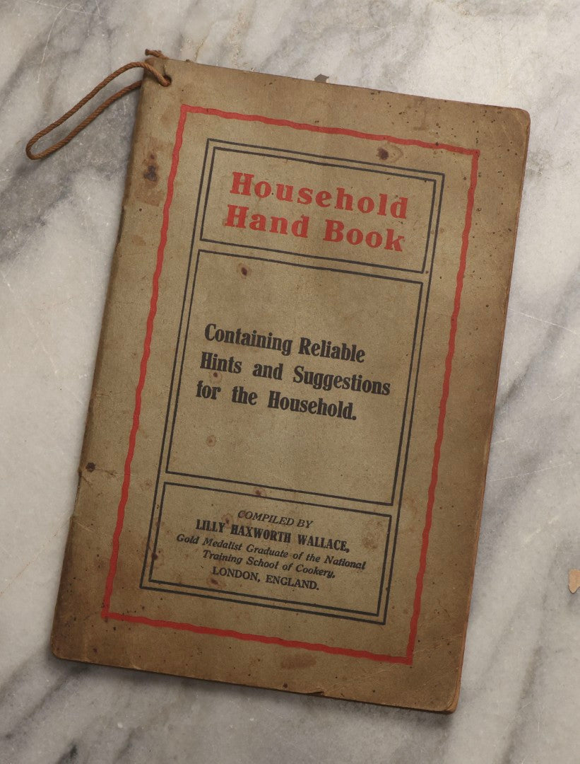 Lot 112 - Grouping Of 18+ Vintage Cooking And Recipe Booklets Including Calumet, Knox Gelatine, Jell-O, Aunt Jemima, And Bond Bread
