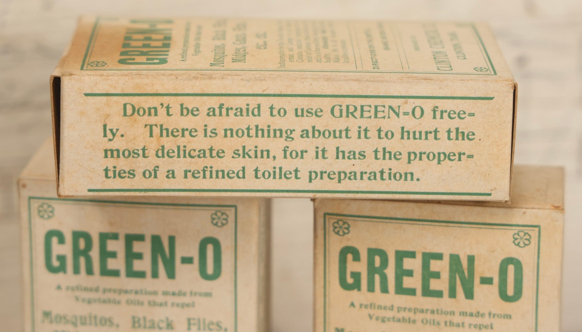 Lot 119 - Grouping Of Five Vintage Green-O Insecticide Boxes With Bottles, Display Box Pieces, And Advertising Cards, Clinton Chemical Co., Clinton, Massachusetts