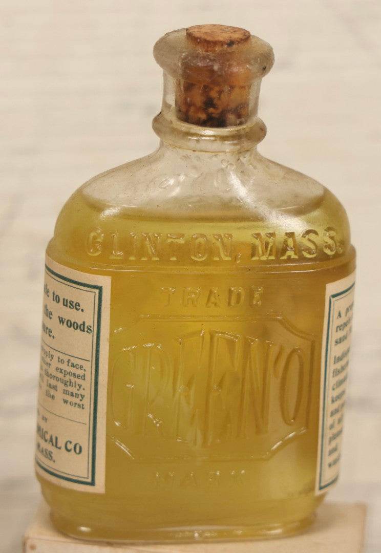 Lot 119 - Grouping Of Five Vintage Green-O Insecticide Boxes With Bottles, Display Box Pieces, And Advertising Cards, Clinton Chemical Co., Clinton, Massachusetts