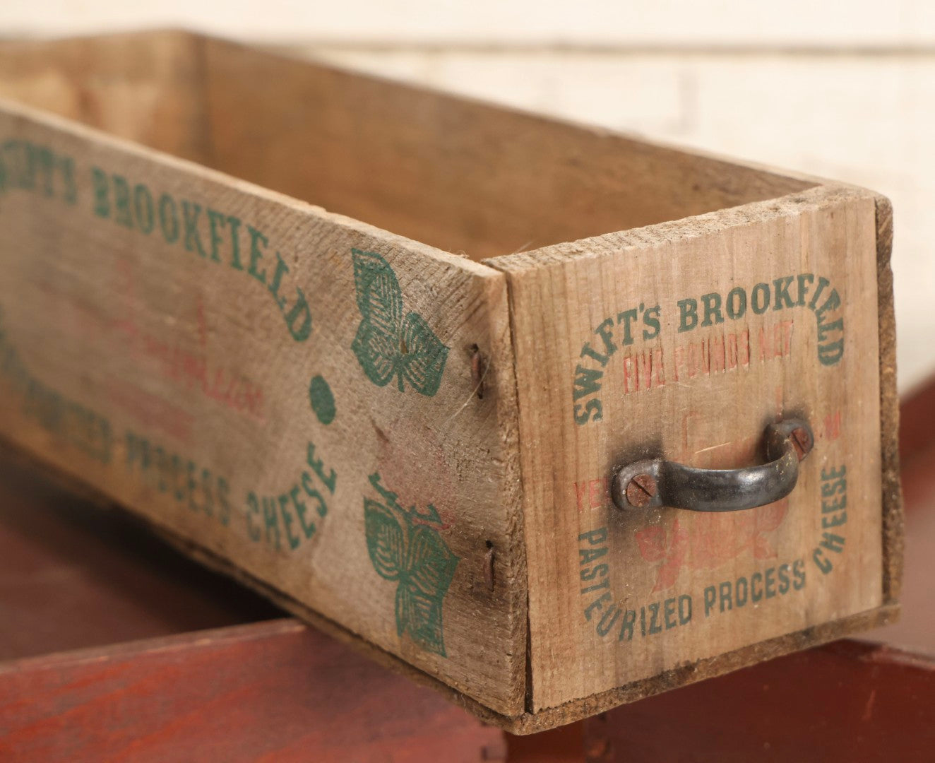 Lot 121 - Grouping Of Four Vintage Wooden Crates Including Swift's Brookfield Yellow American And Dept 72 Stockroom Transfer Crate