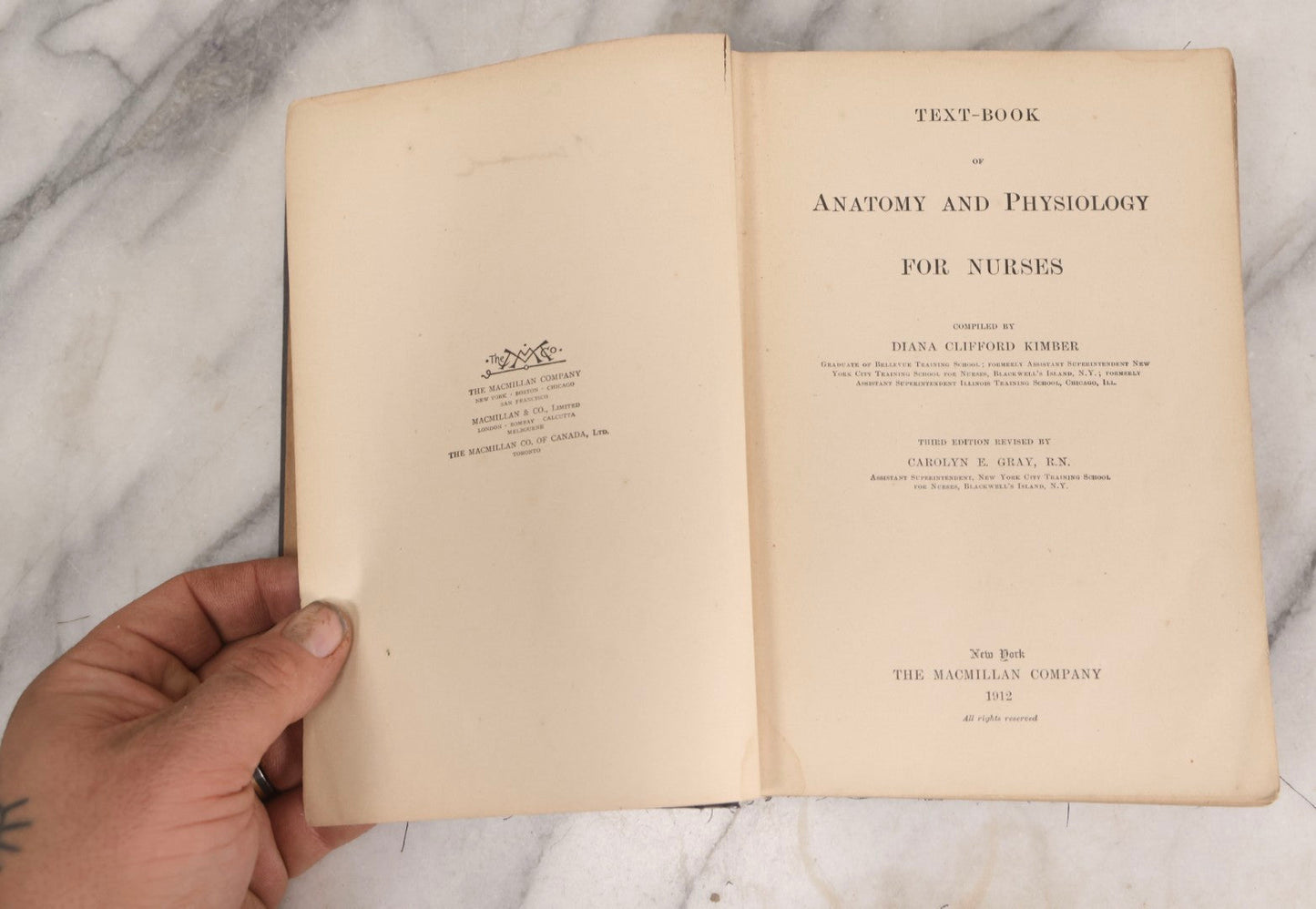 Lot 009 - "Text-Book Of Anatomy And Physiology For Nurses" Antique Medical Textbook By Diana Clifford Kimber, Illustrated, Third Edition Revised By Carolyn E. Gray, Published By The Macmillan Company, New York, 1912