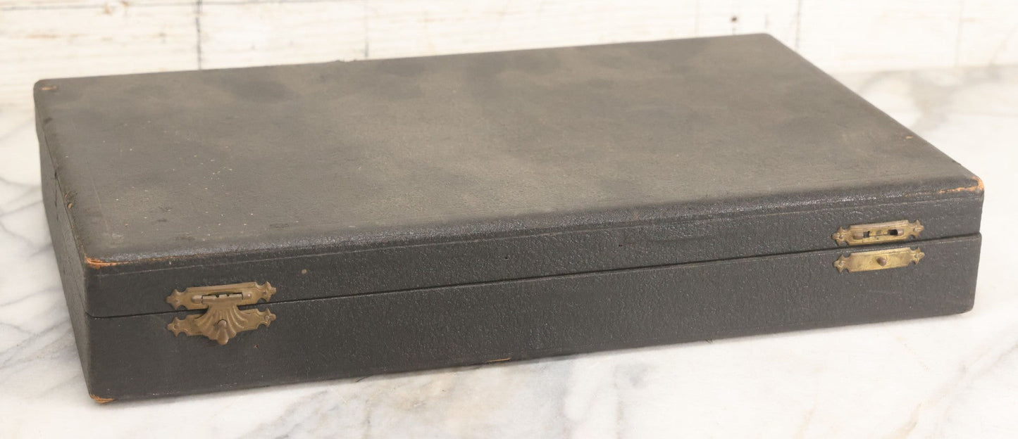 Lot 010 - Antique Optometrist Trial Lens Set With Concave And Convex Lenses In Original Fitted Case