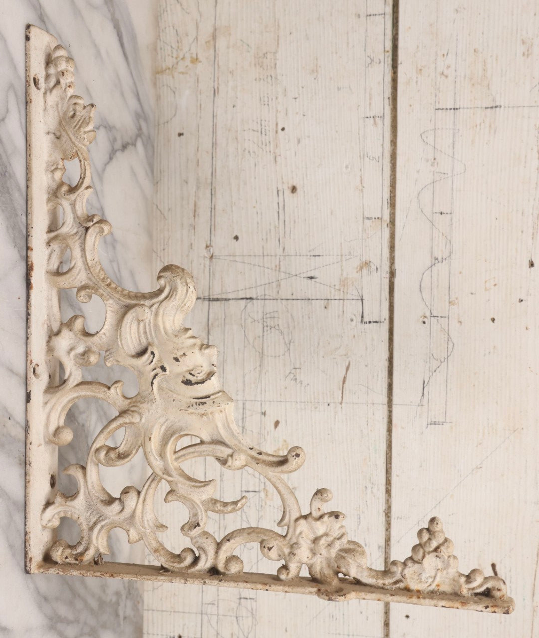 Lot 028 - Pair Of Antique White Painted Cast Iron Ornate Architectural Shelf Brackets With Figural Face Motif