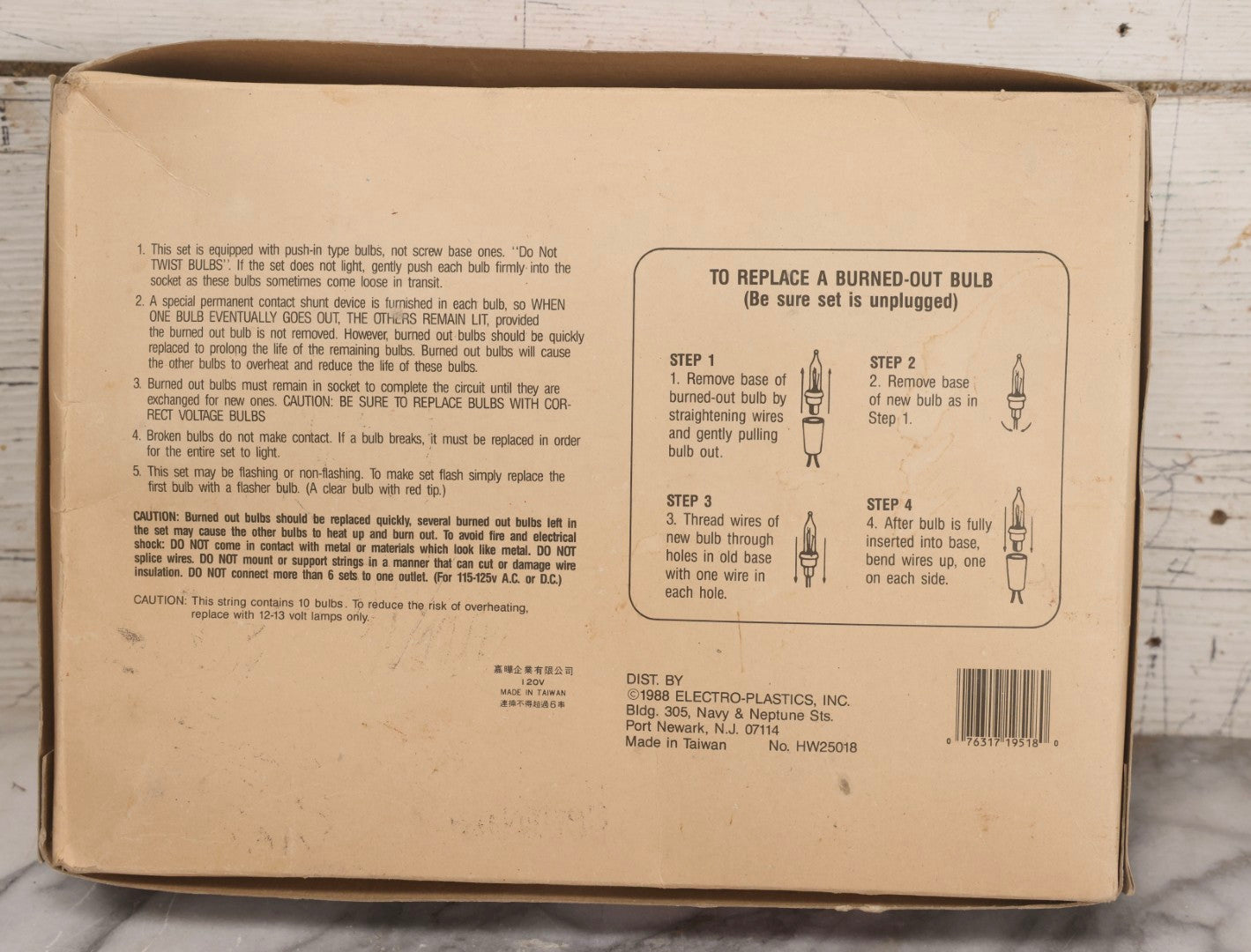 Lot 049 - Vintage Witch Time Brand Halloween Jack O' Lantern String Light Set, 10 Blow Mold Pumpkins, Electro-Plastics Inc., 1988