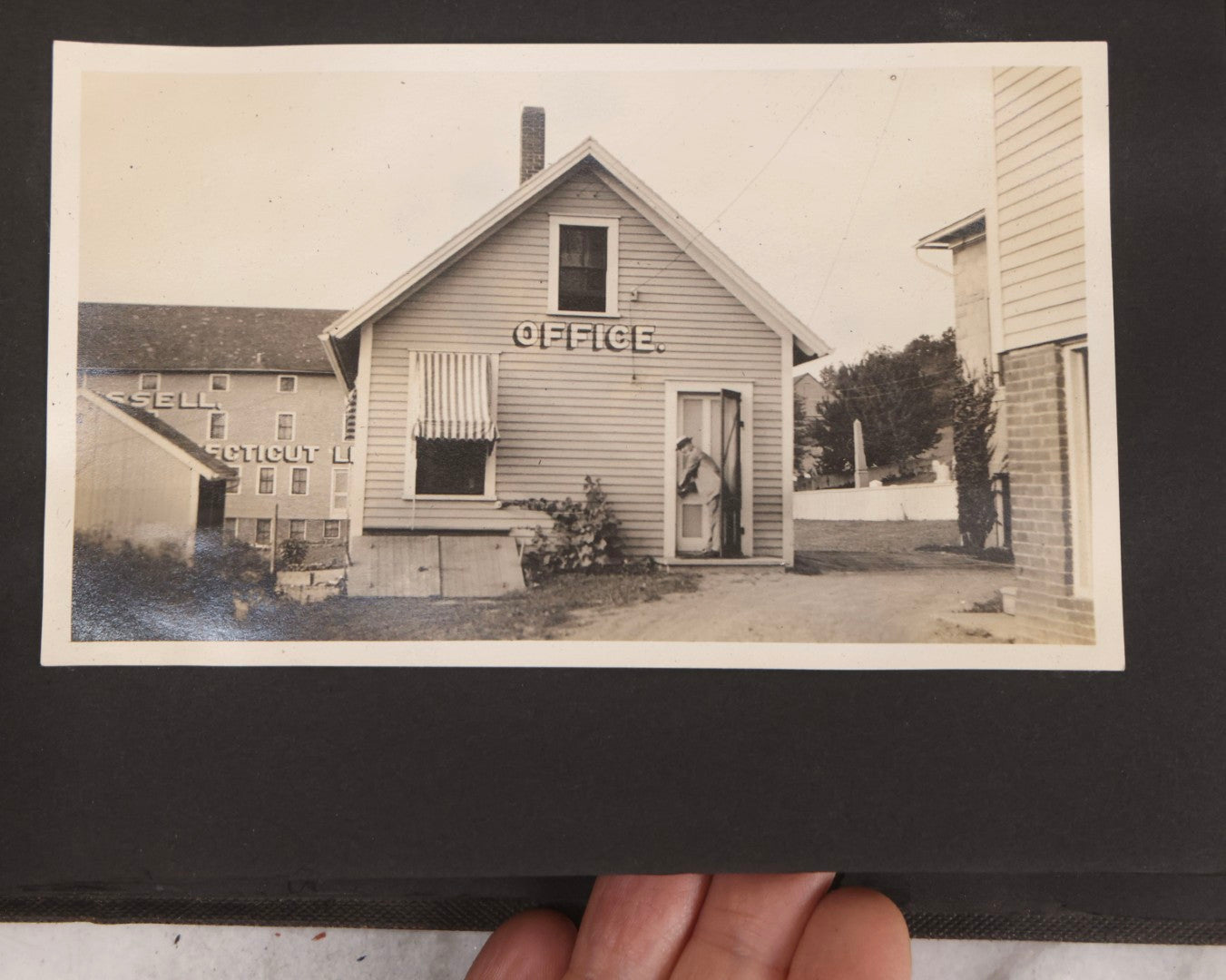 Lot 067 - Early 20th Century Snapshot Photo Album With 150+ Photographs, Connecticut And New England Travel, Horses, Dogs, And Coastal Scenes, Circa 1910–1920