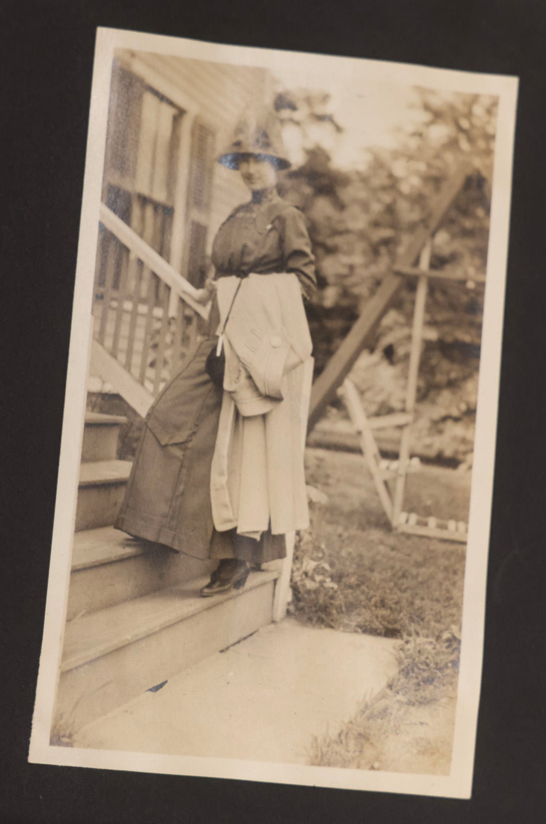 Lot 067 - Early 20th Century Snapshot Photo Album With 150+ Photographs, Connecticut And New England Travel, Horses, Dogs, And Coastal Scenes, Circa 1910–1920