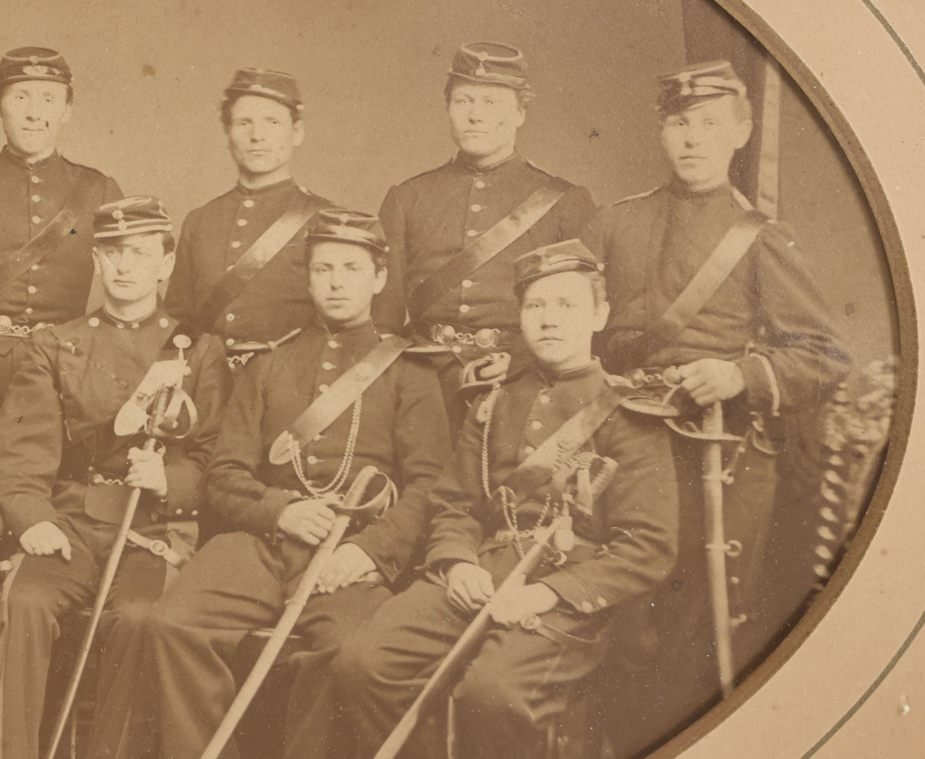 Lot 072 - Antique Civil War Albumen Photograph Of Union Cavalry Officers, Studio Group Portrait With Sabers, Circa Early 1860s In Original Oval Frame