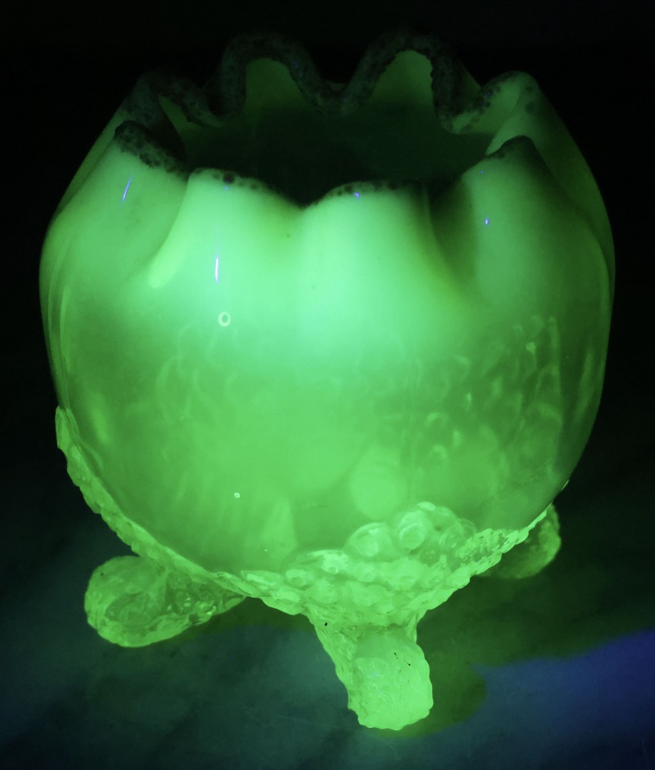 Lot 080 - Antique Jefferson Glass Fancy Fantail Opalescent Uranium (Vaseline) Glass Footed Rose Bowl, Circa 1900–1910