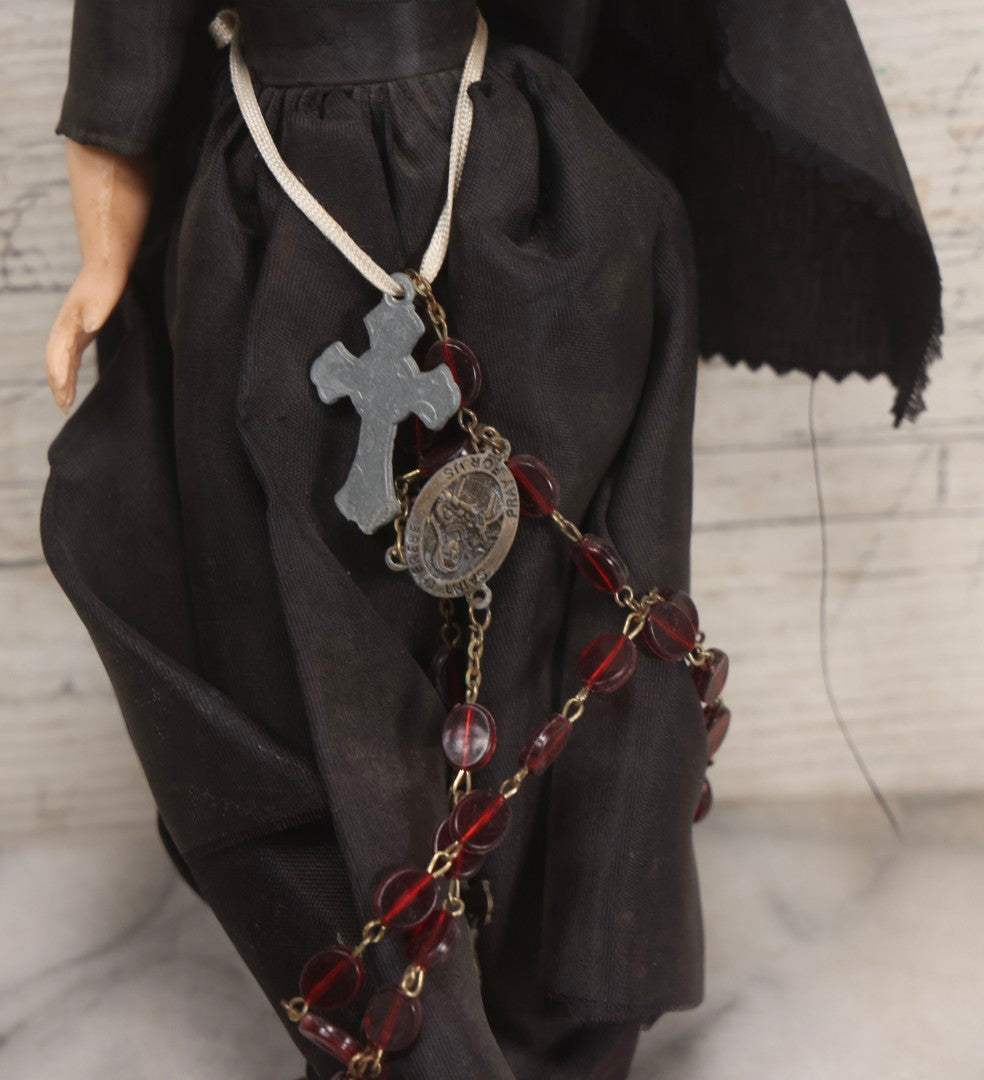 Lot 099 - Vintage Plastic Nun Doll With Habit And Rosary