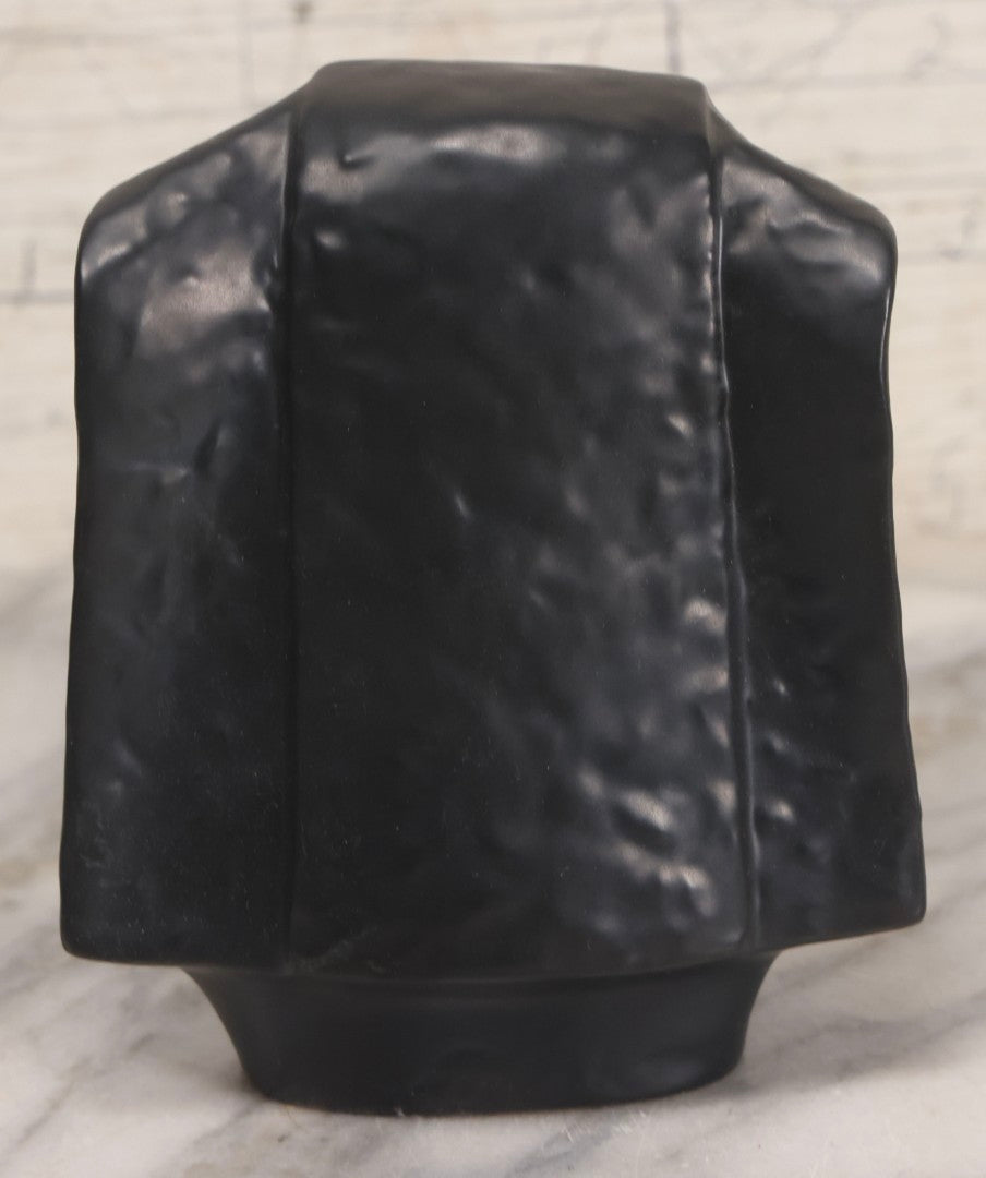 Lot 100 - Trio Of Vintage Porcelain And Ceramic Nun Items Including Music Box, M.J. Hummel Goebel Nun Bust (West Germany, 1978), And Banjo-Playing Nun Figurine