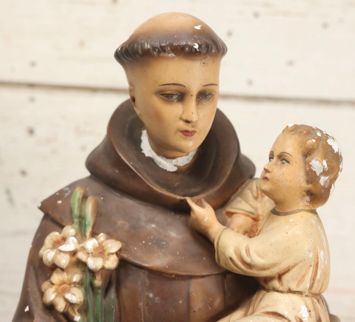 Lot 103 - Vintage Chalkware Saint Anthony With The Child Jesus Figural Religious Sculpture