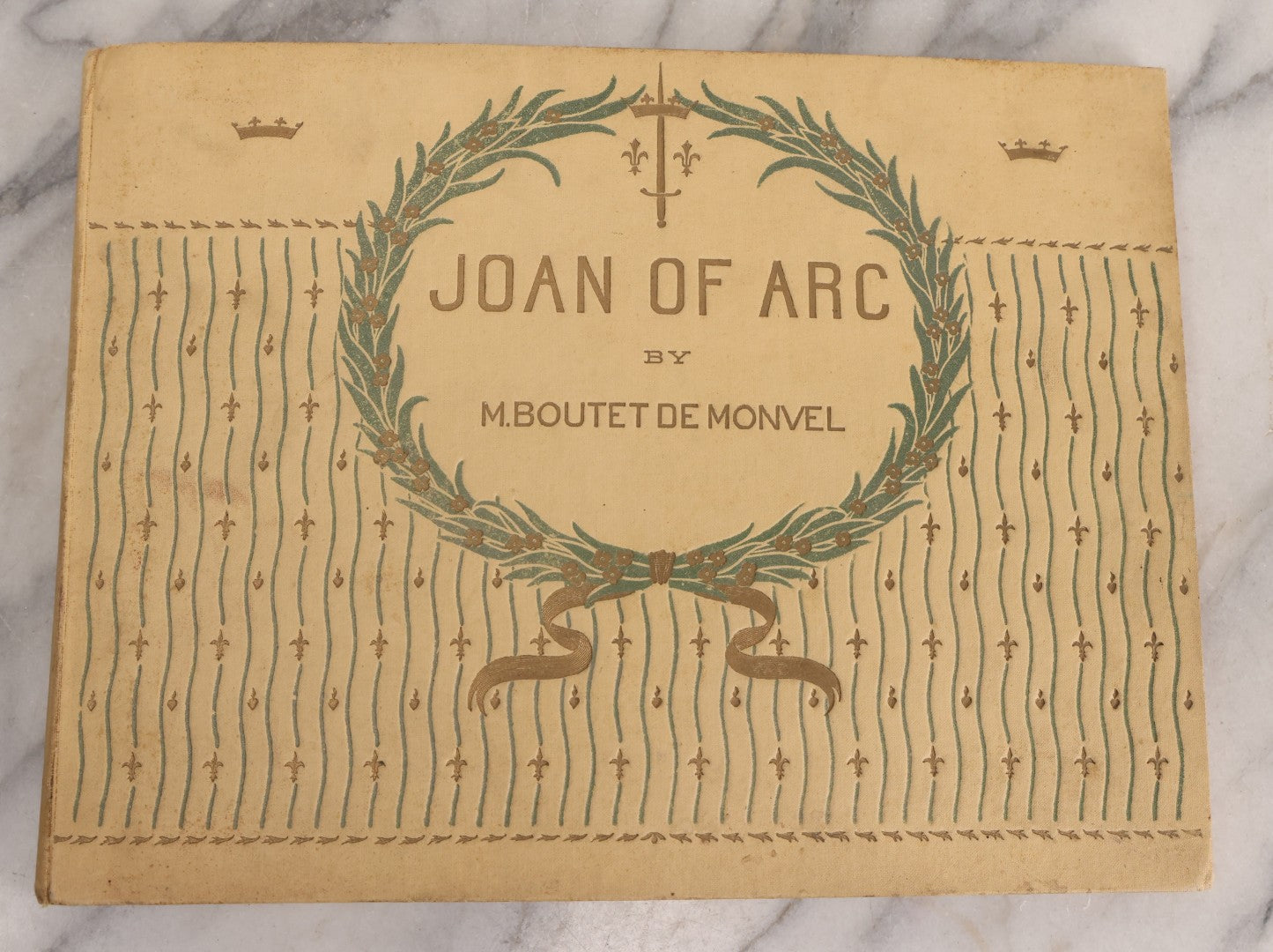 Lot 126 - "Joan Of Arc" Antique Illustrated Book By Louis-Maurice Boutet De Monvel, Printed By Kapp-Paris, Made In France, 1896