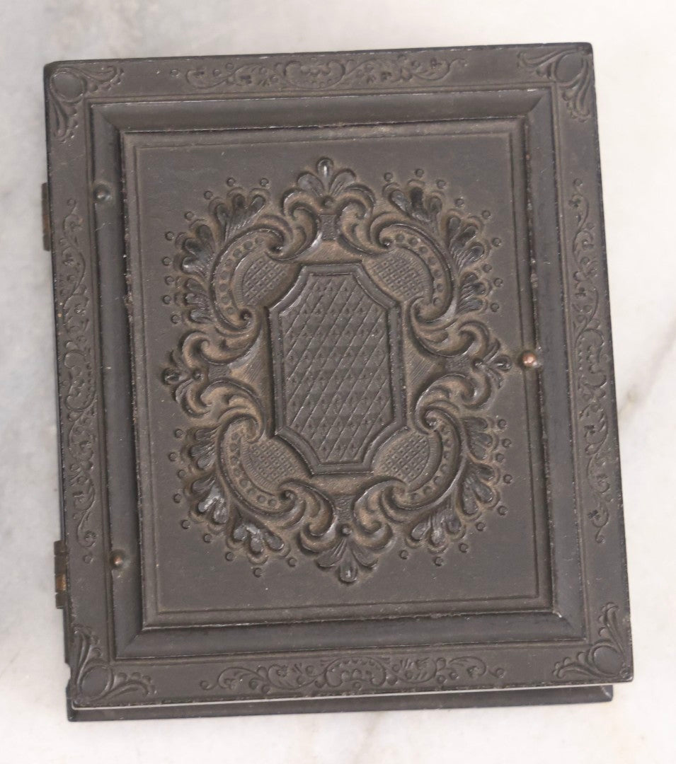 Lot 130 - Antique 1/9th Plate Ambrotype Photograph Of Young Woman In Dark Clothing With Bonnet In Thermoplastic Full Case By S. Peck & Co.