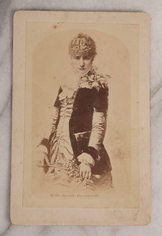 Lot 154 - Antique Cabinet Card Photograph Of Actress Mademoiselle Sarah Bernhardt In Theatrical Costume
