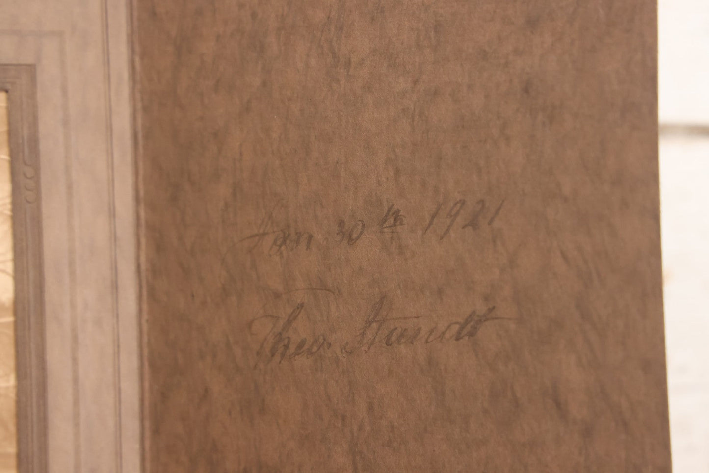 Lot 156 - Antique Foldered Studio Photograph Of Freemason / Knights Templar Member Wearing Skull And Crossbones Apron, Identified As Theo. Stand, Photographed At The Newell Studio, Rockville, Connecticut, 1921