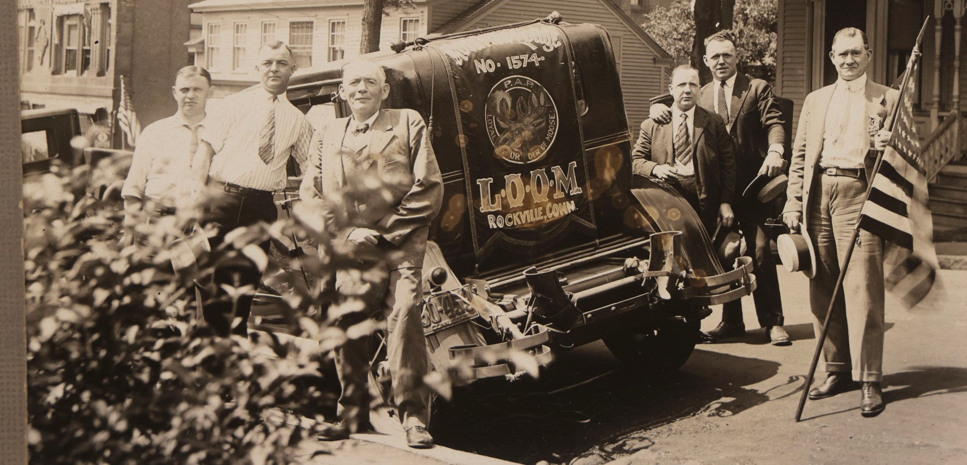 Lot 158 - Pair Of Vintage Early 20th Century Boarded Outdoor Photographs Of Men Including Loyal Order Of Moose Automobile Photographed By H. F. Bonewald, Rockville, Connecticut