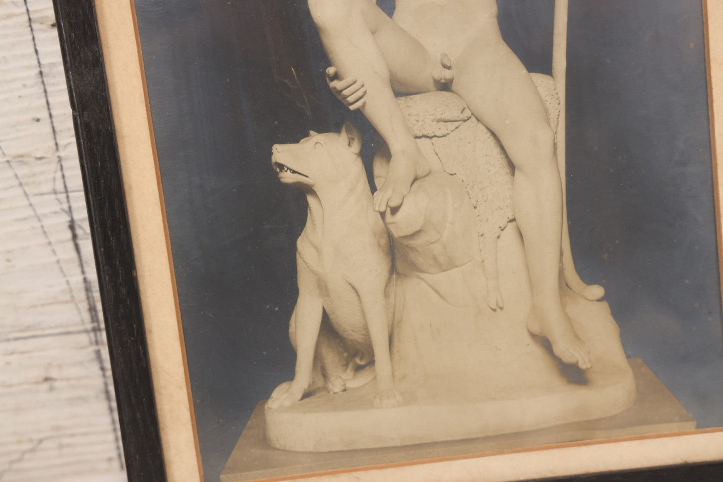 Lot 170 - Antique Photograph Of Bertel Thorvaldsen's Neoclassical Sculpture "The Shepherd Boy" In Period Frame