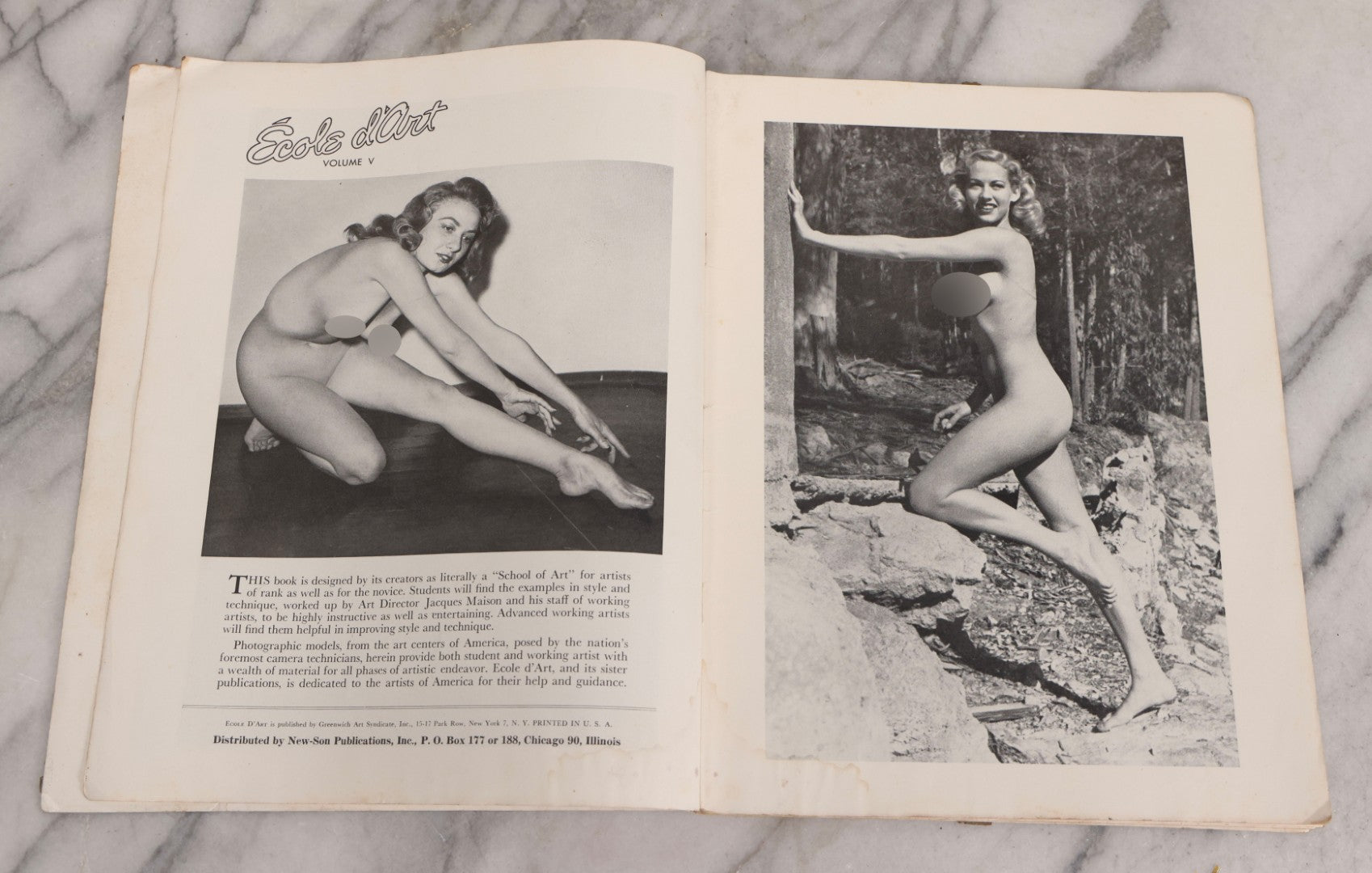 Lot 176 - Vintage Nude Photography Magazine "Ecole D'Art" Art Instruction Magazine, Volume V, Featuring Photographic Figure Studies Of Women, Published By Greenwich Art Syndicate, New York, Circa 1940