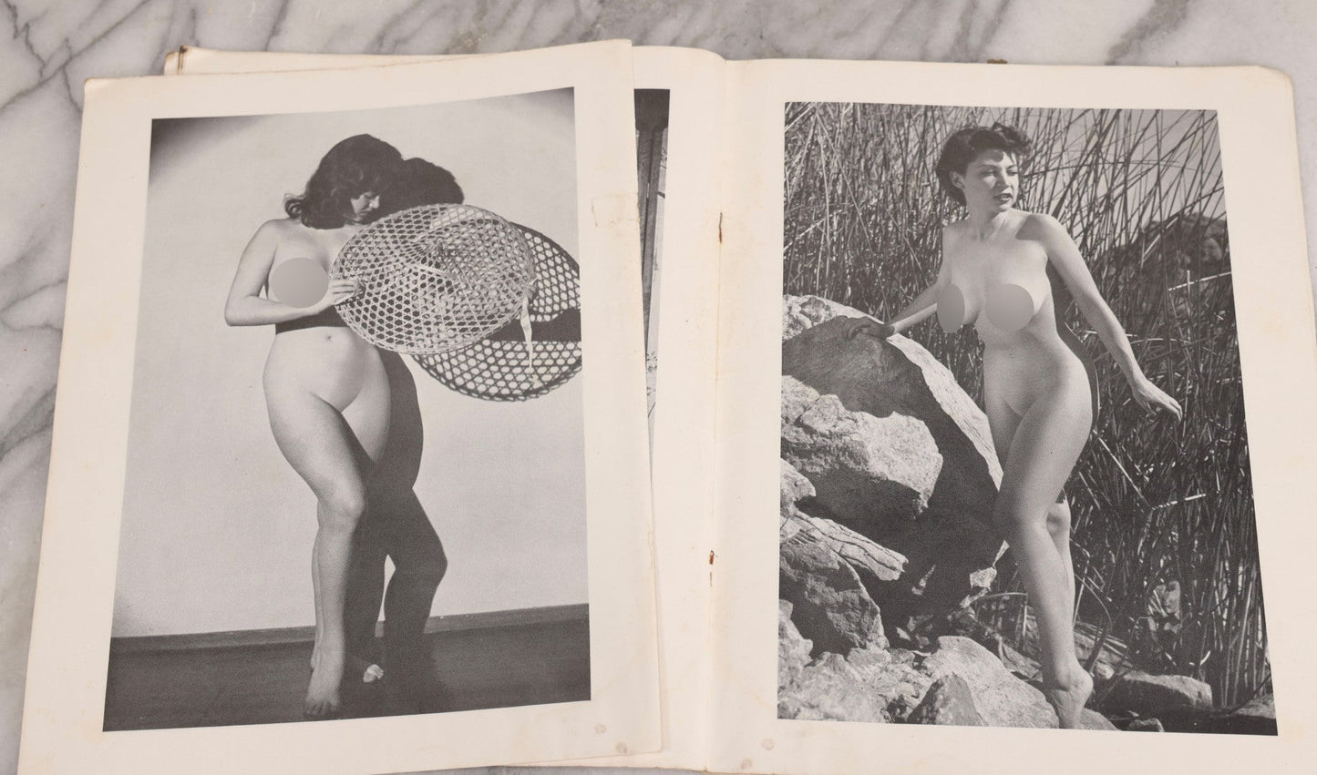 Lot 176 - Vintage Nude Photography Magazine "Ecole D'Art" Art Instruction Magazine, Volume V, Featuring Photographic Figure Studies Of Women, Published By Greenwich Art Syndicate, New York, Circa 1940