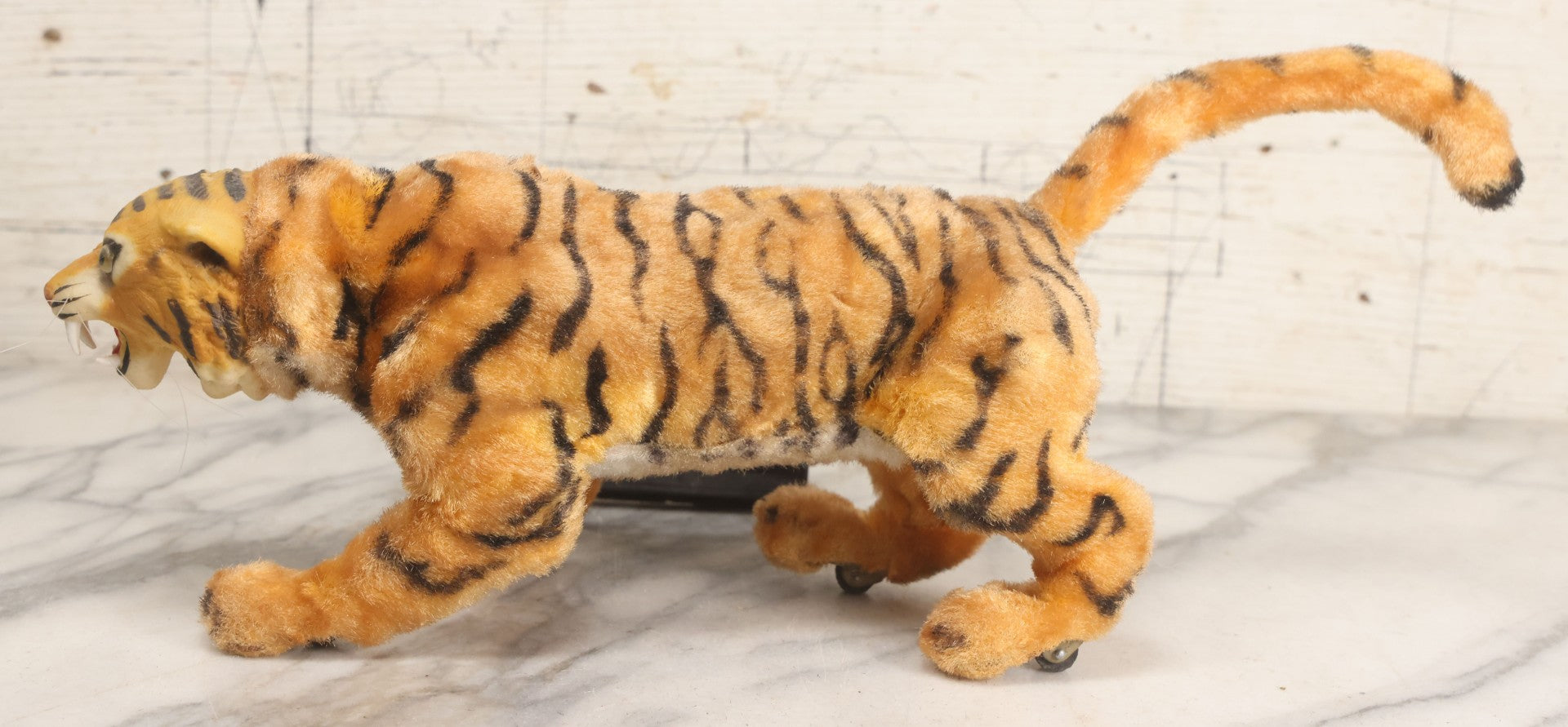 Lot 187 - Vintage Marx Battery-Operated "Bengali" Growling And Prowling Tiger Toy, Made In Japan, 1961, Not Working