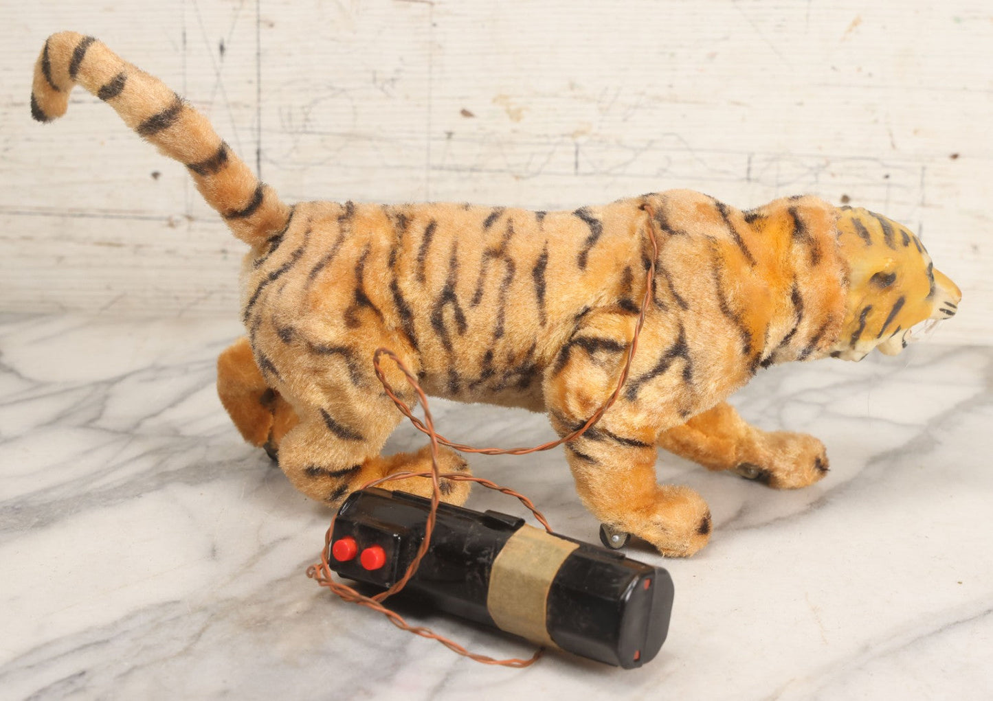 Lot 187 - Vintage Marx Battery-Operated "Bengali" Growling And Prowling Tiger Toy, Made In Japan, 1961, Not Working