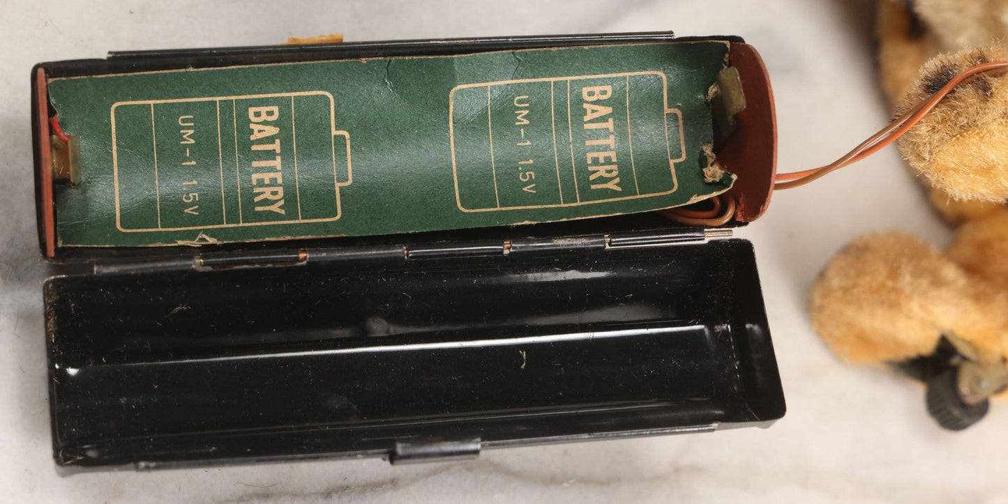 Lot 187 - Vintage Marx Battery-Operated "Bengali" Growling And Prowling Tiger Toy, Made In Japan, 1961, Not Working