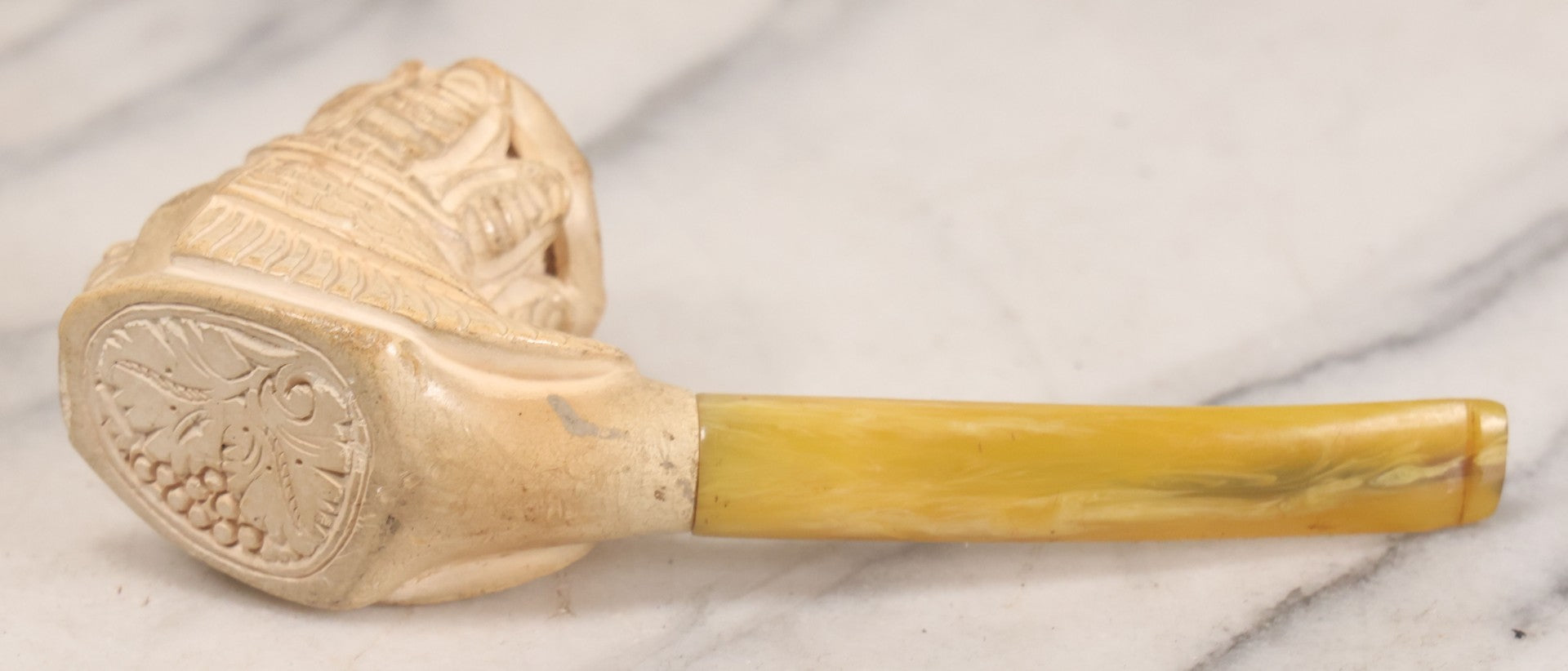 Lot 192 - Vintage Carved Meerschaum Pipe With Elaborate Figural Bowl Depicting Woman In Turban And Yellow Amber Stem