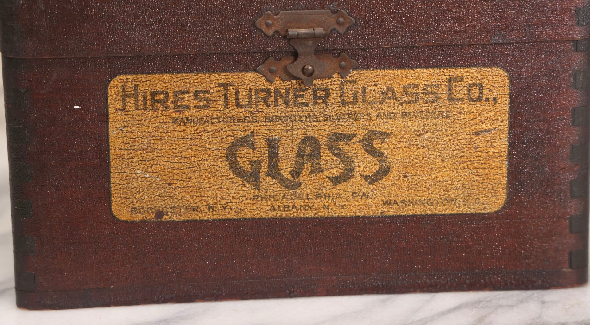 Lot 197 - Antique Hibbard, Spencer, Bartlett & Co. “Glass” Wooden Sample Or Storage Box With Original Label, Early 20th Century