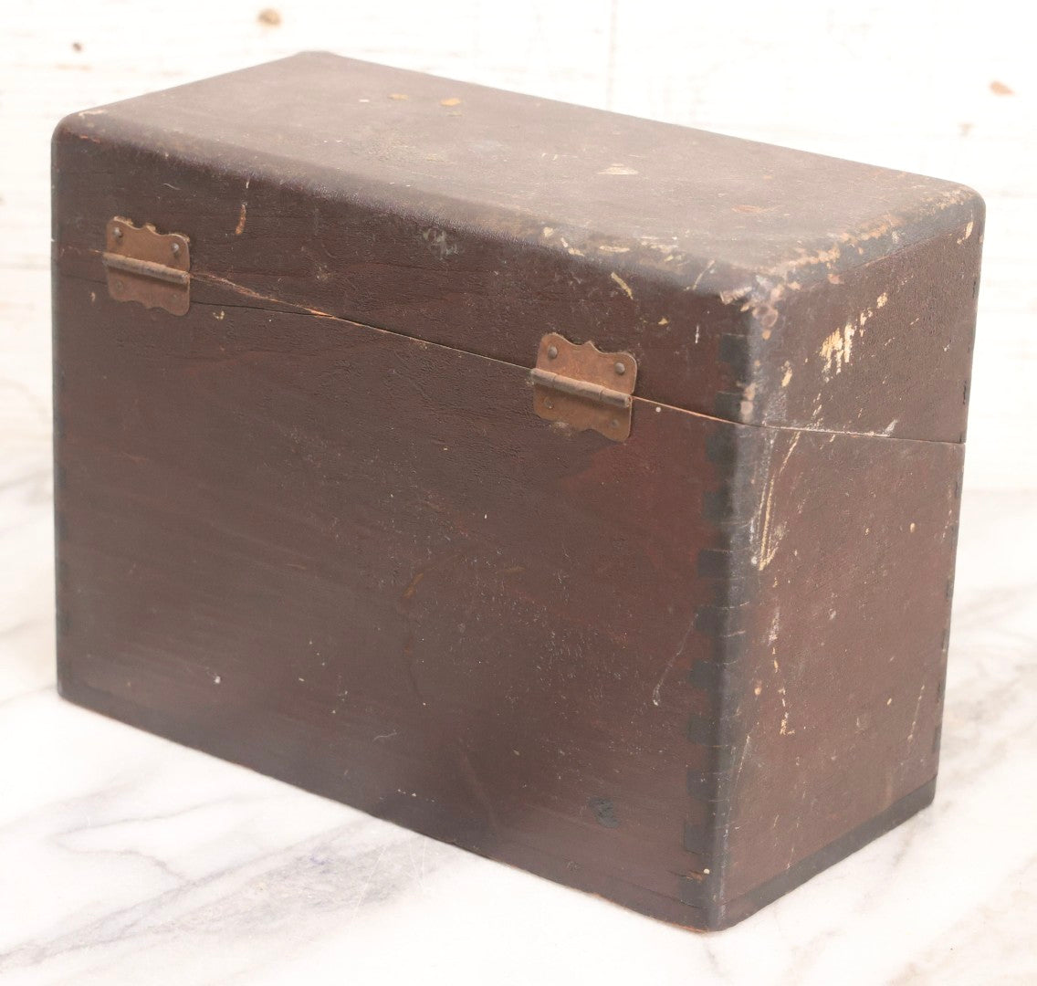 Lot 197 - Antique Hibbard, Spencer, Bartlett & Co. “Glass” Wooden Sample Or Storage Box With Original Label, Early 20th Century
